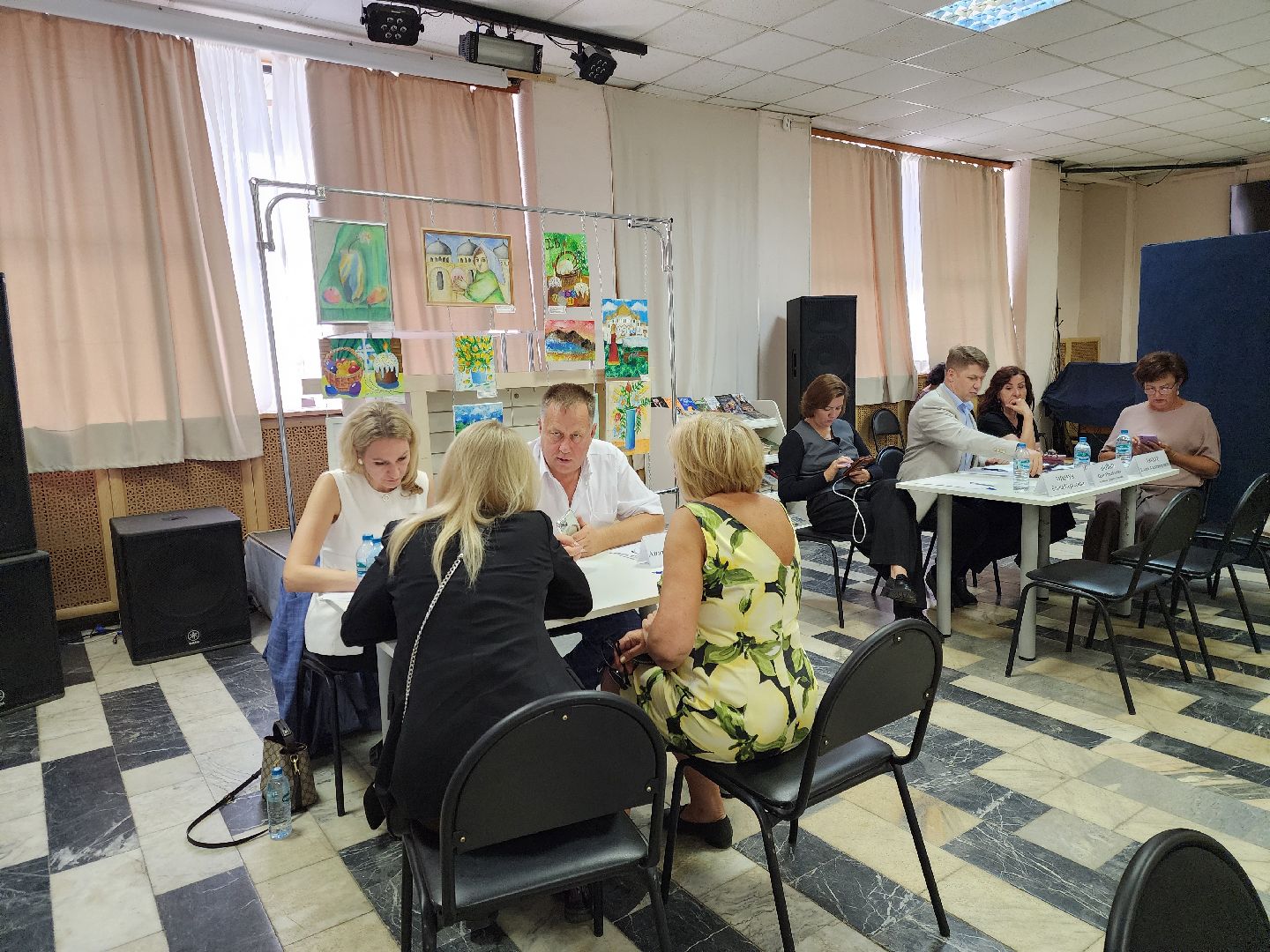 жители, общество, электроугли, выездная администрация, глава богородского округа, протечка крыши, управляющая компания, власть,