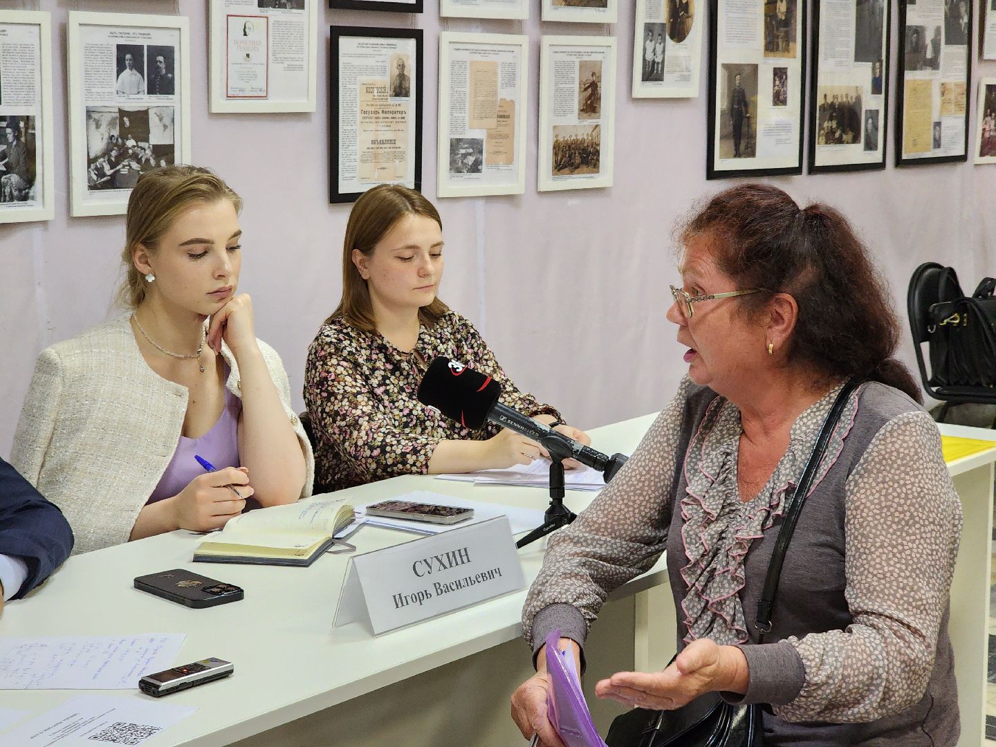 жители, общество, электроугли, выездная администрация, глава богородского округа, протечка крыши, управляющая компания, власть,