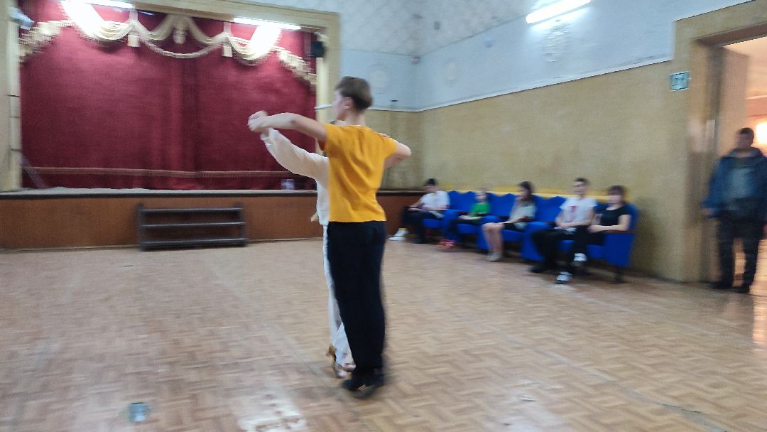 Кашира, общество