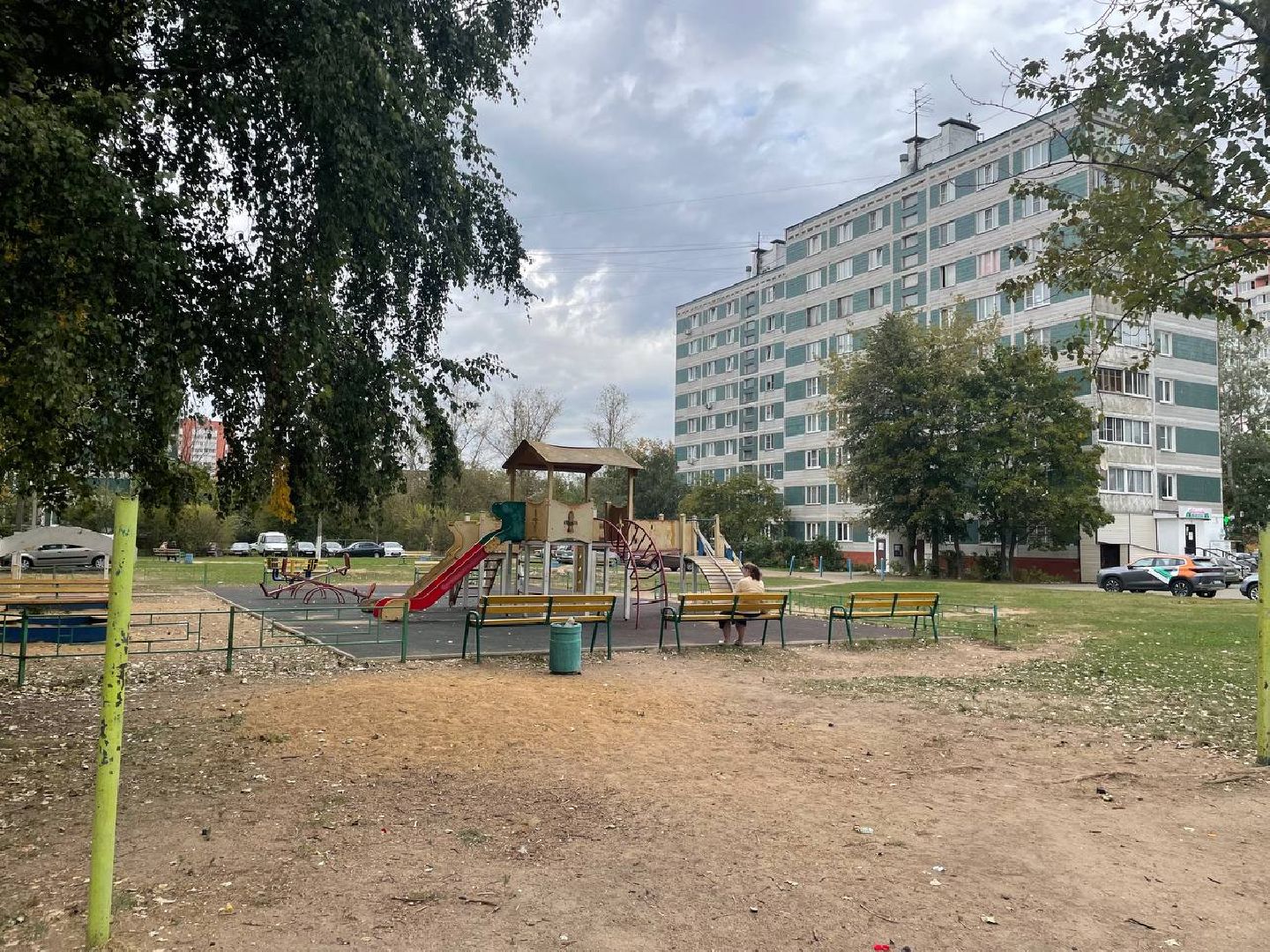 Дмитров, Выездная администрация, Дмитровский мебельный комбинат,