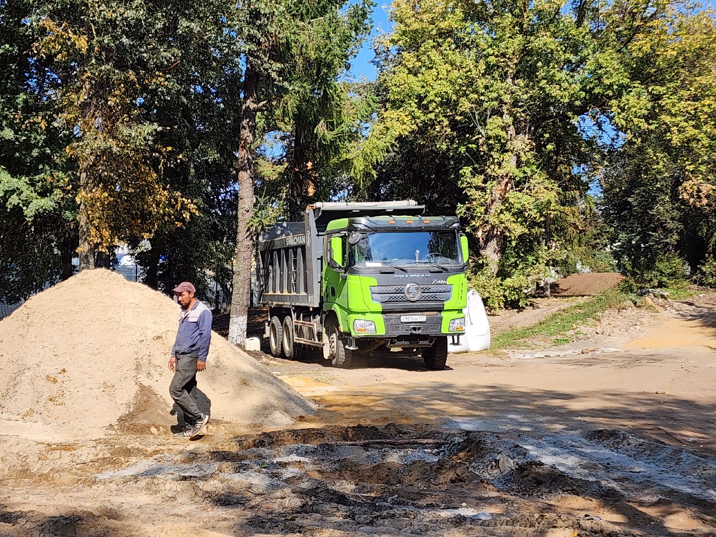 Чехов, бульвар Чехова, сквер Чехова, реконструкция, благоустройство, фонтан, пешеходные дорожки, озеленение, арт объекты, освещение, качели, нацпроект Жилье и городская среда, формирование комфортной городской среды,