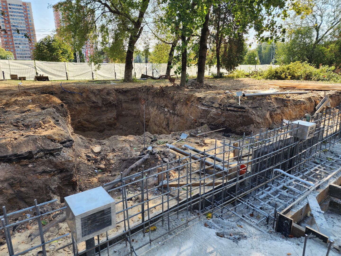 Чехов, бульвар Чехова, сквер Чехова, реконструкция, благоустройство, фонтан, пешеходные дорожки, озеленение, арт объекты, освещение, качели, нацпроект Жилье и городская среда, формирование комфортной городской среды,