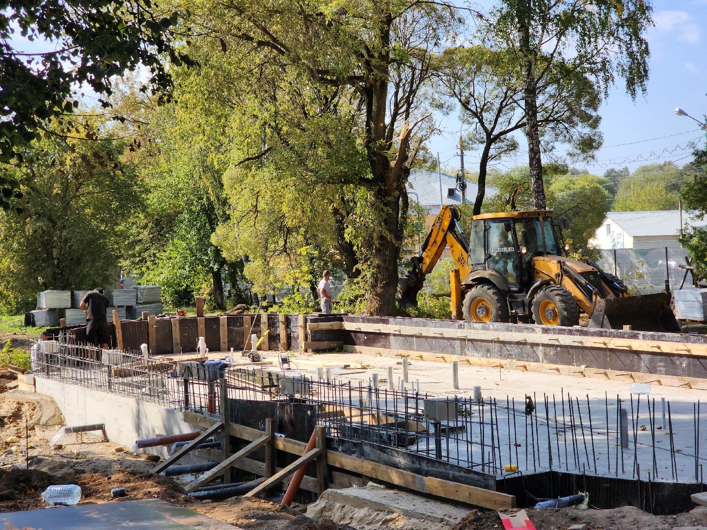 Чехов, бульвар Чехова, сквер Чехова, реконструкция, благоустройство, фонтан, пешеходные дорожки, озеленение, арт объекты, освещение, качели, нацпроект Жилье и городская среда, формирование комфортной городской среды,