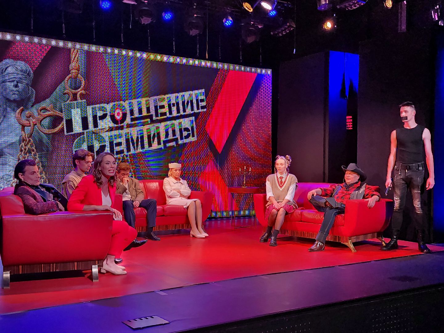 театр фэст, театральная постановка,