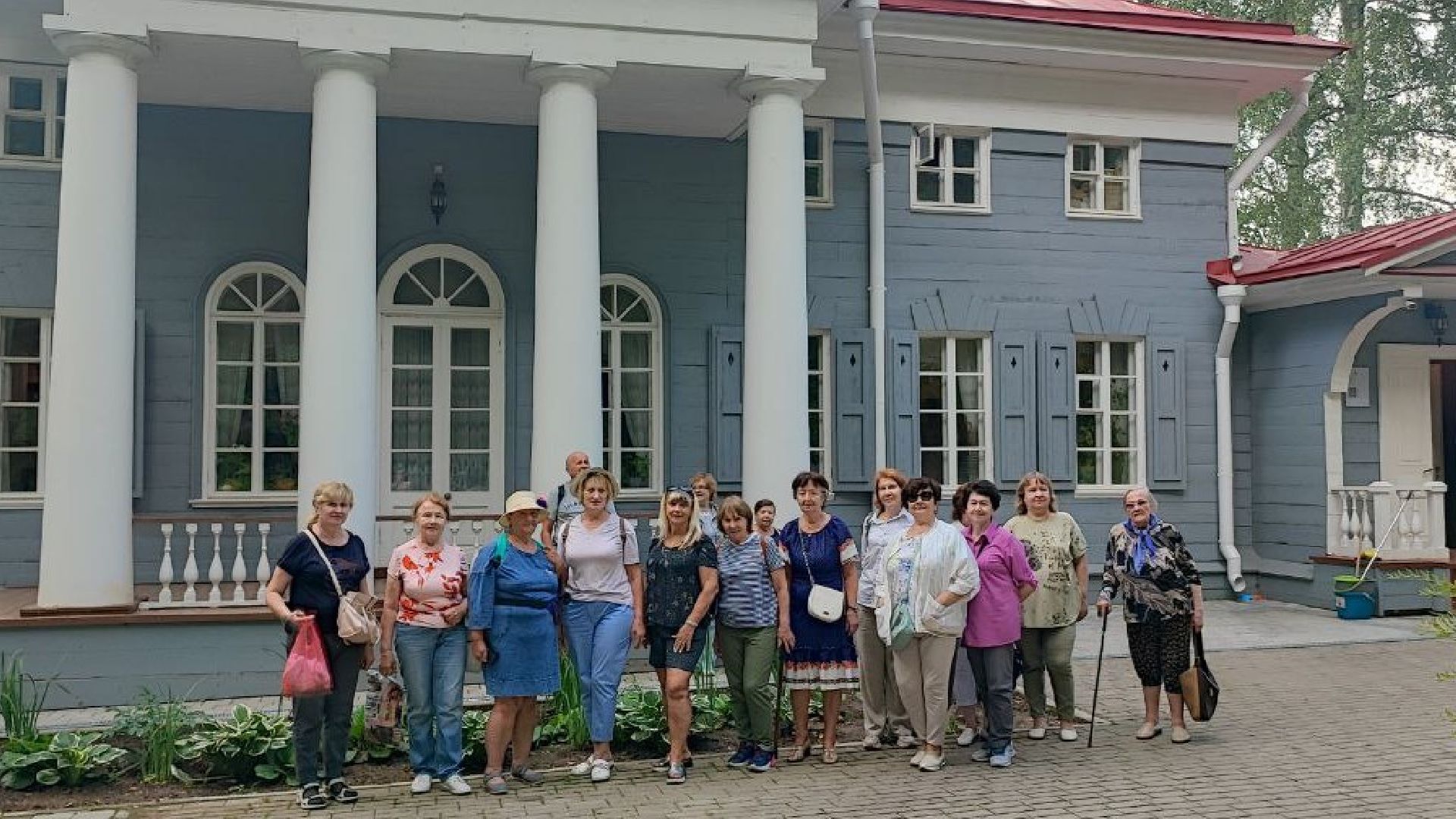 активное долголетие, скандинавская ходьба, губернаторская программа,