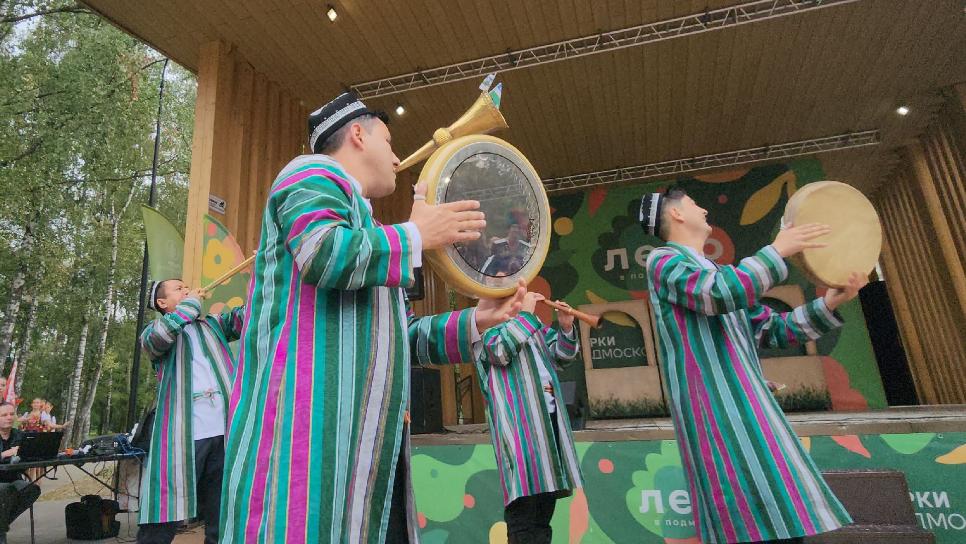 театр кукол огниво,