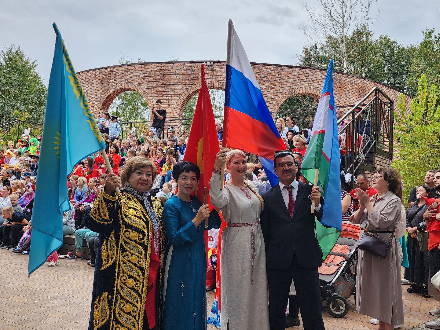 театр кукол огниво,