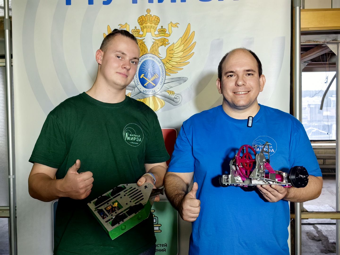 робот, робототехника, контент-мейкер, электронщик, битва роботов,