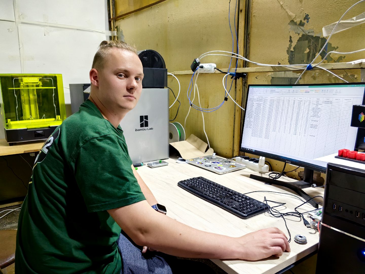 робот, робототехника, контент-мейкер, электронщик, битва роботов,