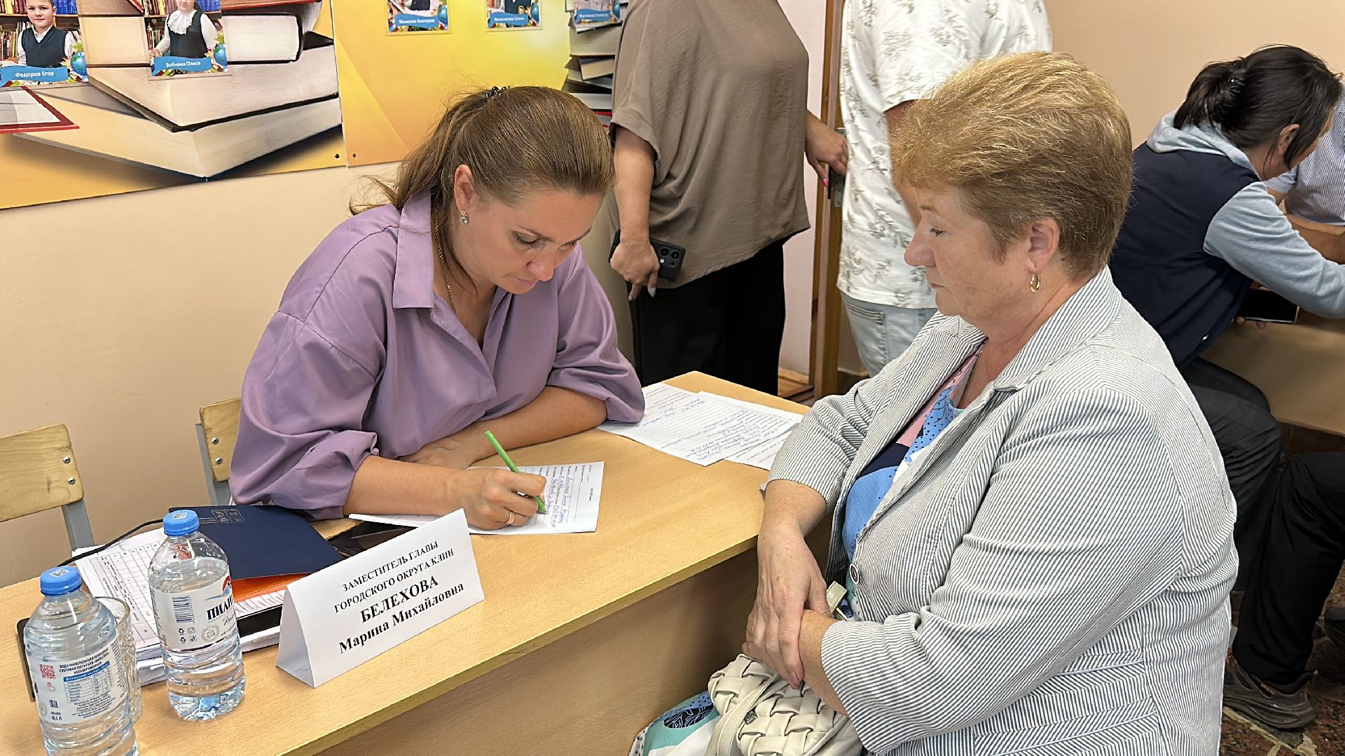 Клин, общество, люди, опиловка деревьев, выездная администрация,