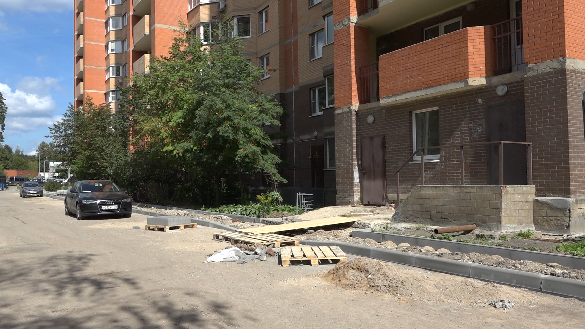 благоустройство территории, микрорайон Тополек Власиха, Микрорайон Школьный Власиха, комплексное благоустройство, работы по благоустройству,