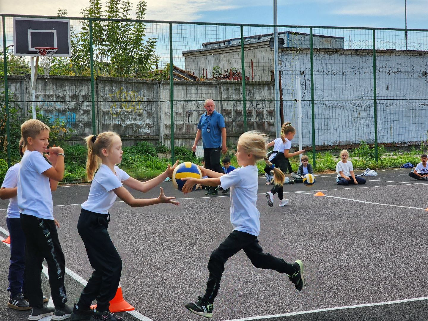 школа, ногинск, жители, общество, спорт, веселые старты, день здоровья, центр образования,