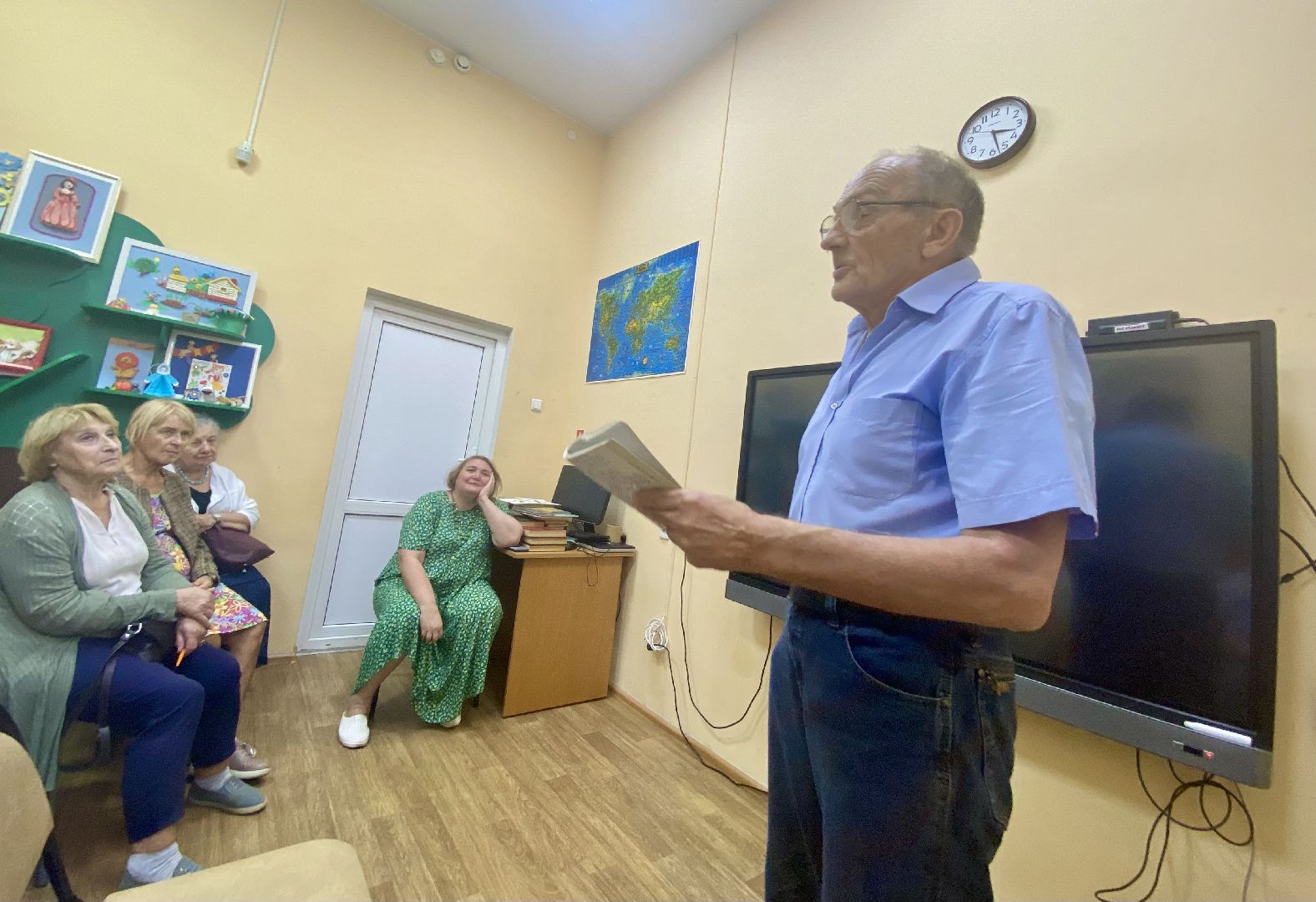 библиотека, фотограф, мероприятие в библиотеке,