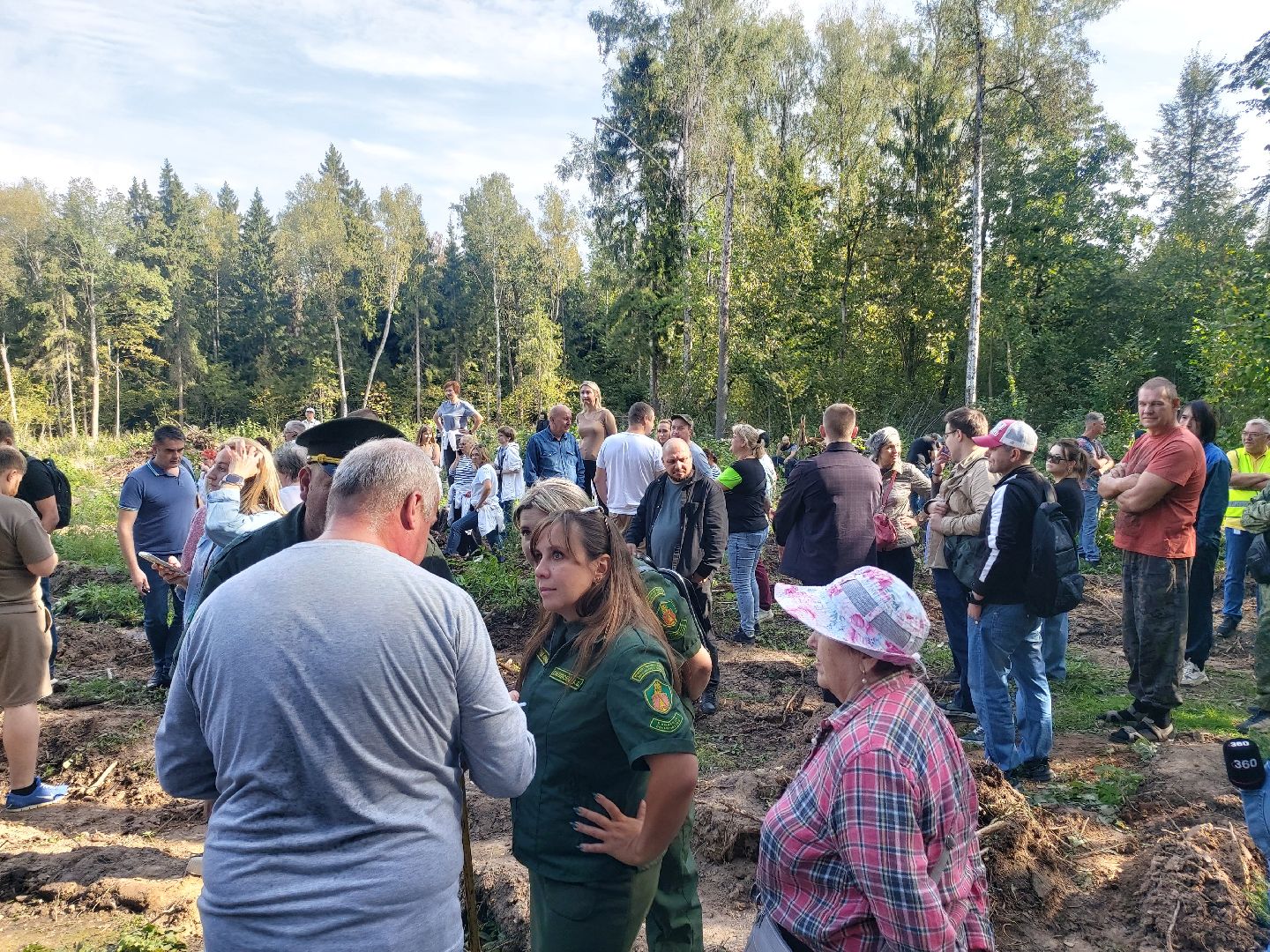 экоактивисты, лесничество, акция, день в лесу,