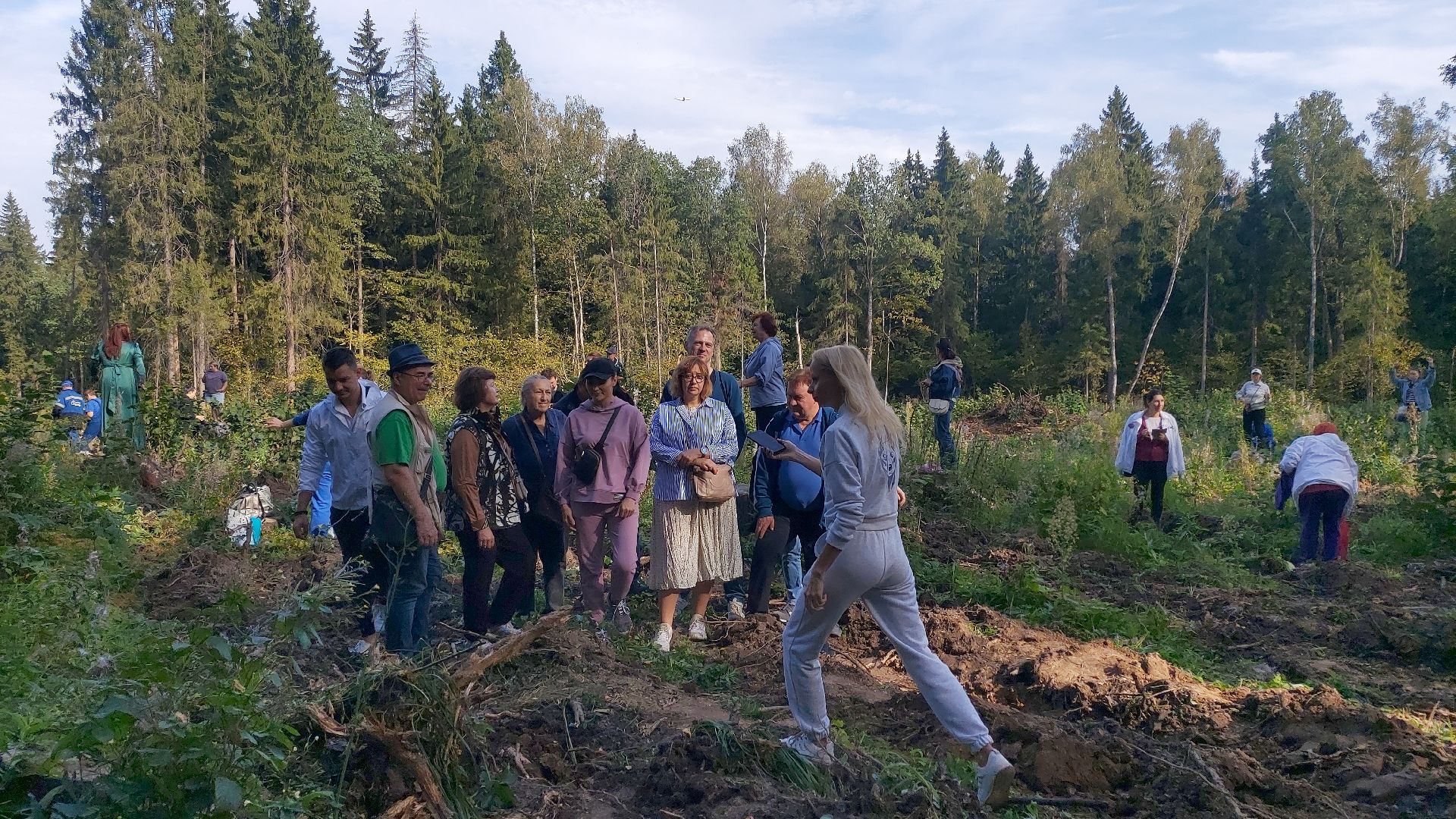 экоактивисты, лесничество, акция, день в лесу,