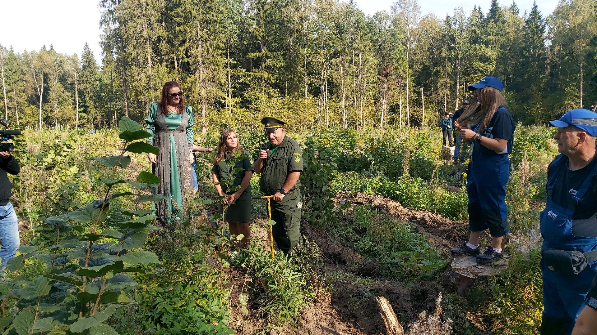 экоактивисты, лесничество, акция, день в лесу,