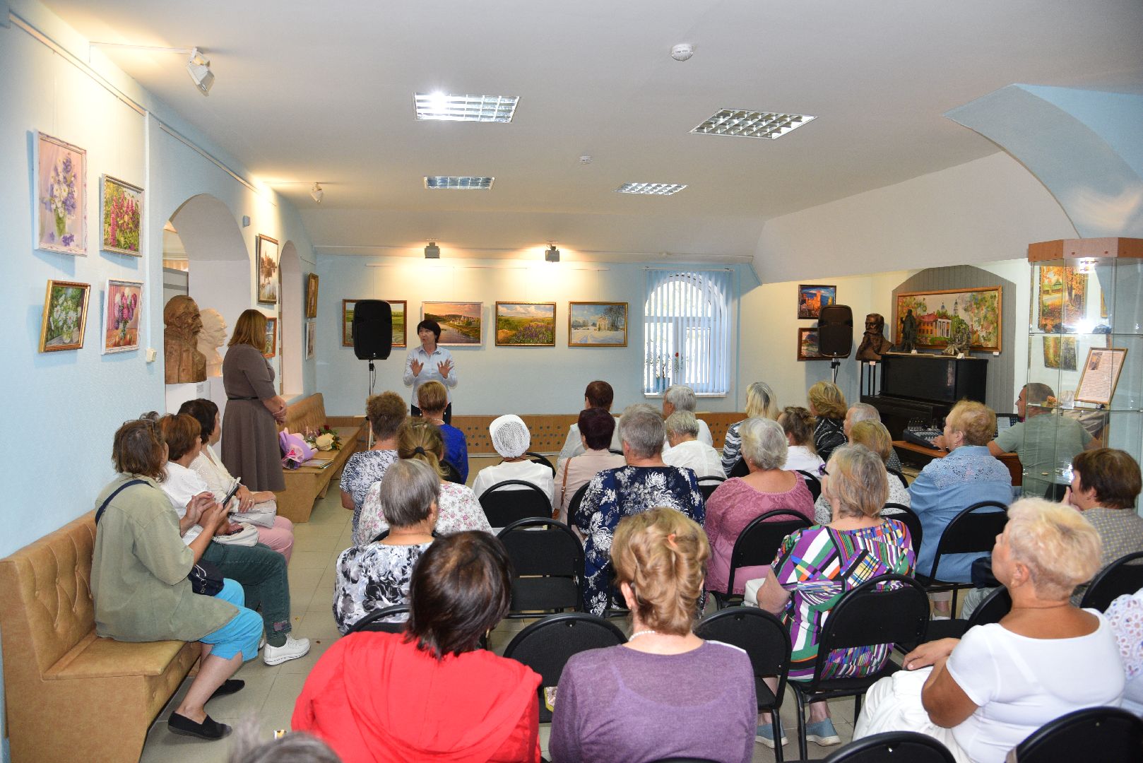 лотошино, лотошинский музей, живопись, выставка,