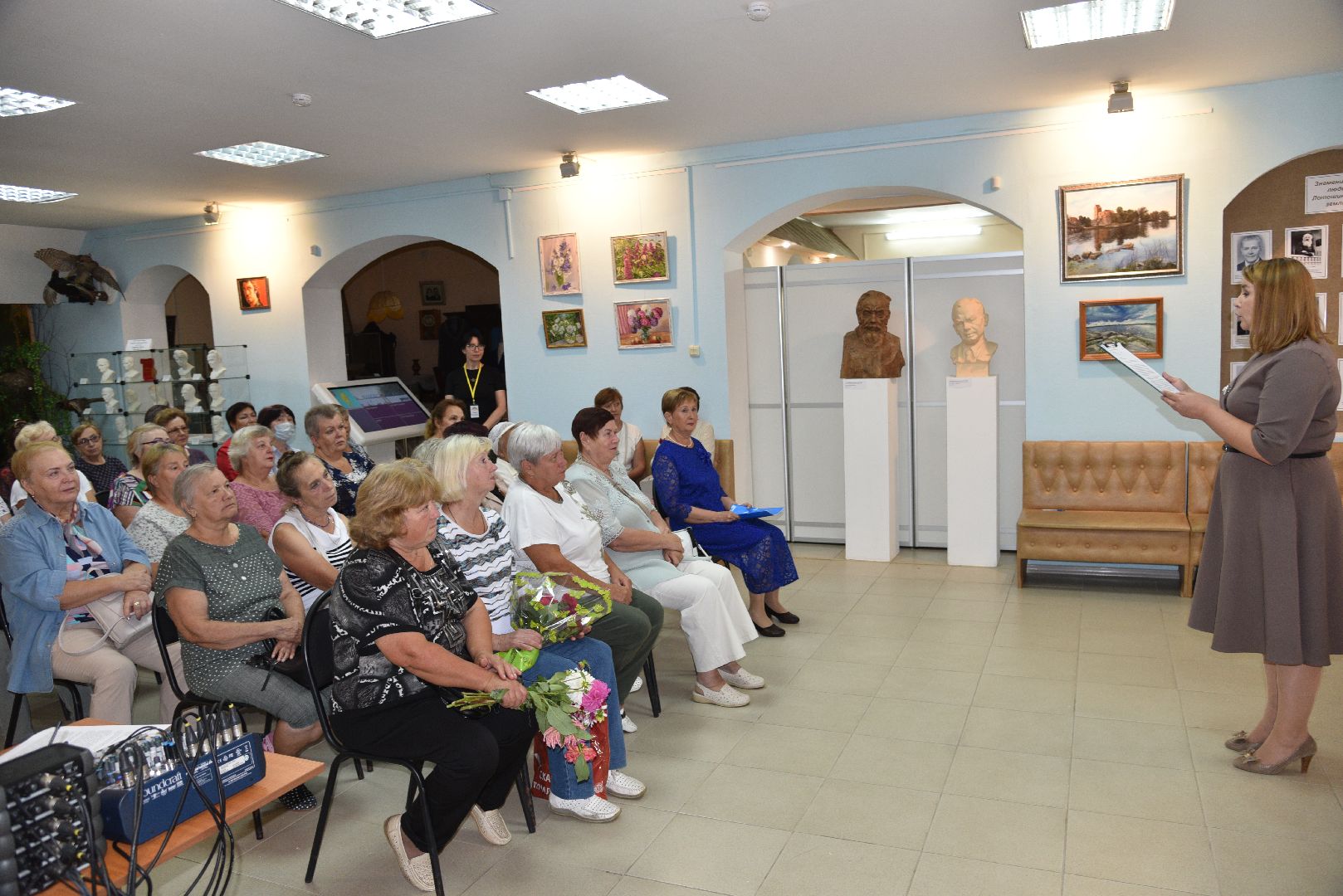 лотошино, лотошинский музей, живопись, выставка,