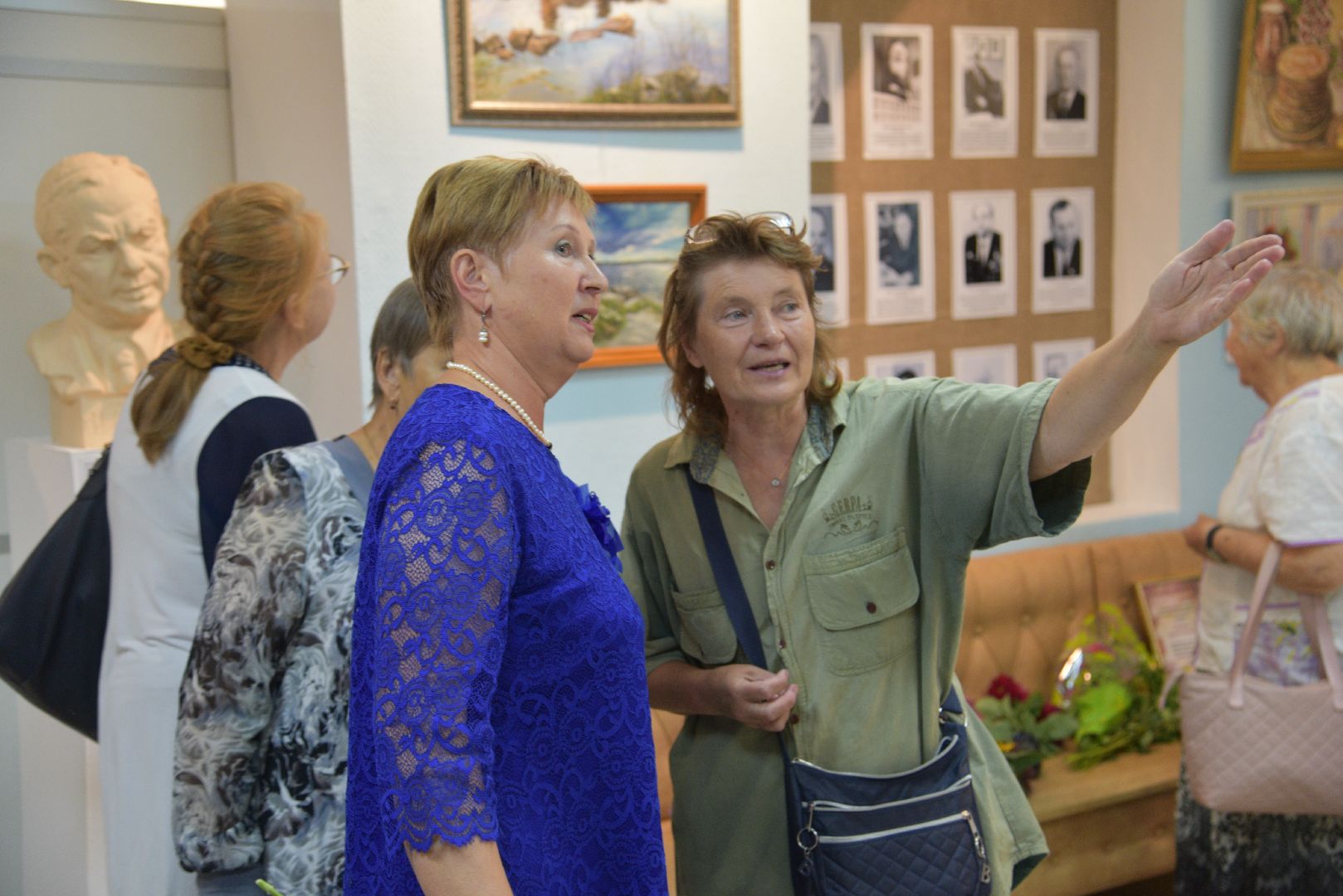 лотошино, лотошинский музей, живопись, выставка,