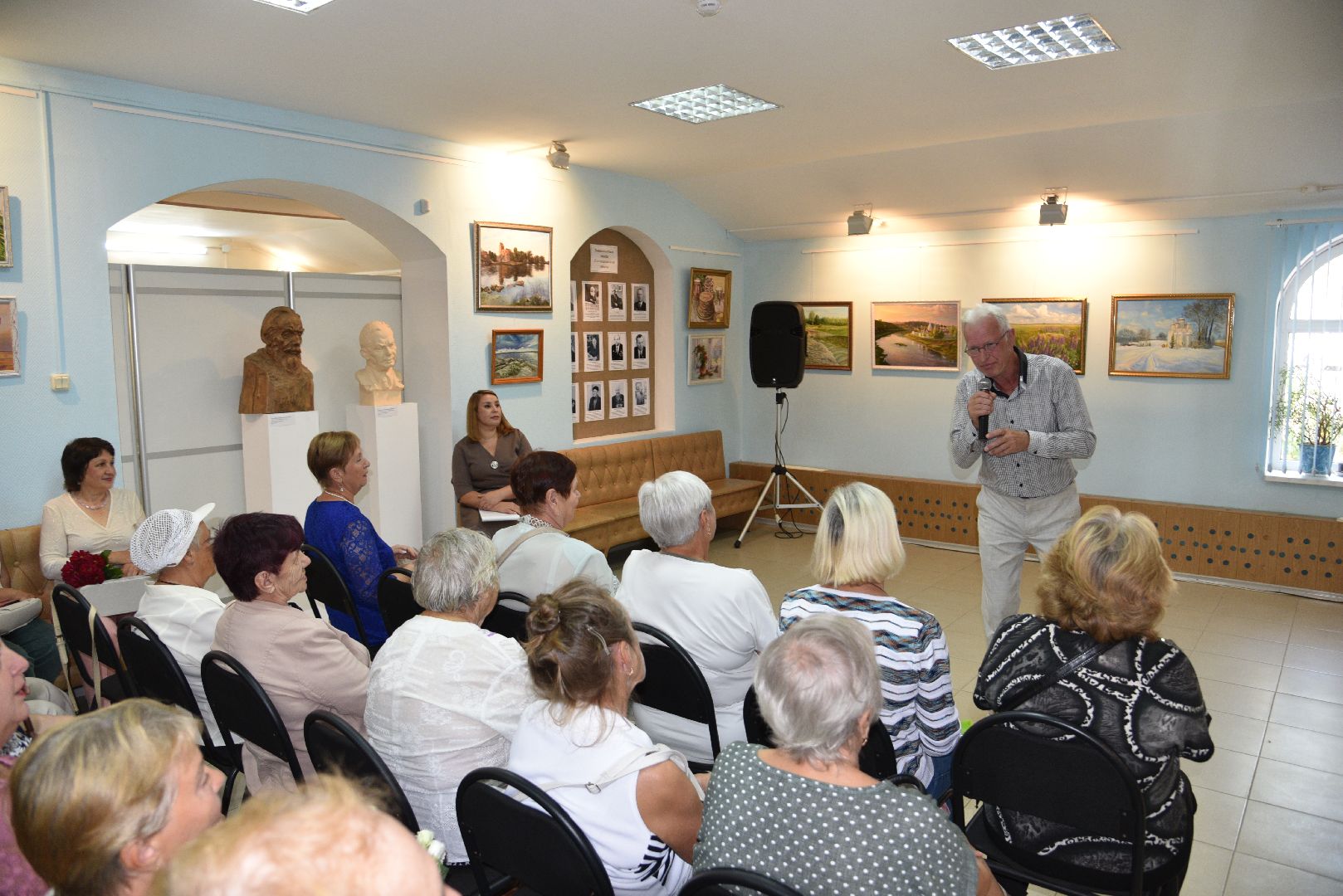 лотошино, лотошинский музей, живопись, выставка,