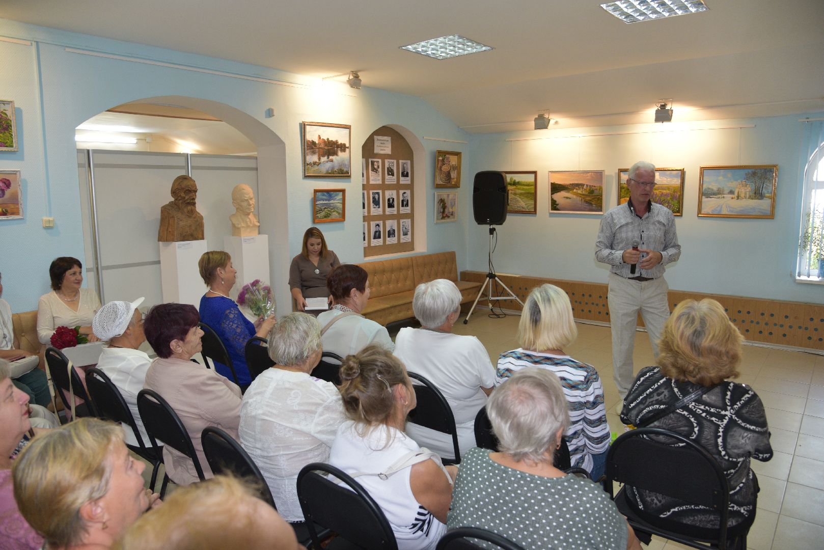 лотошино, лотошинский музей, живопись, выставка,