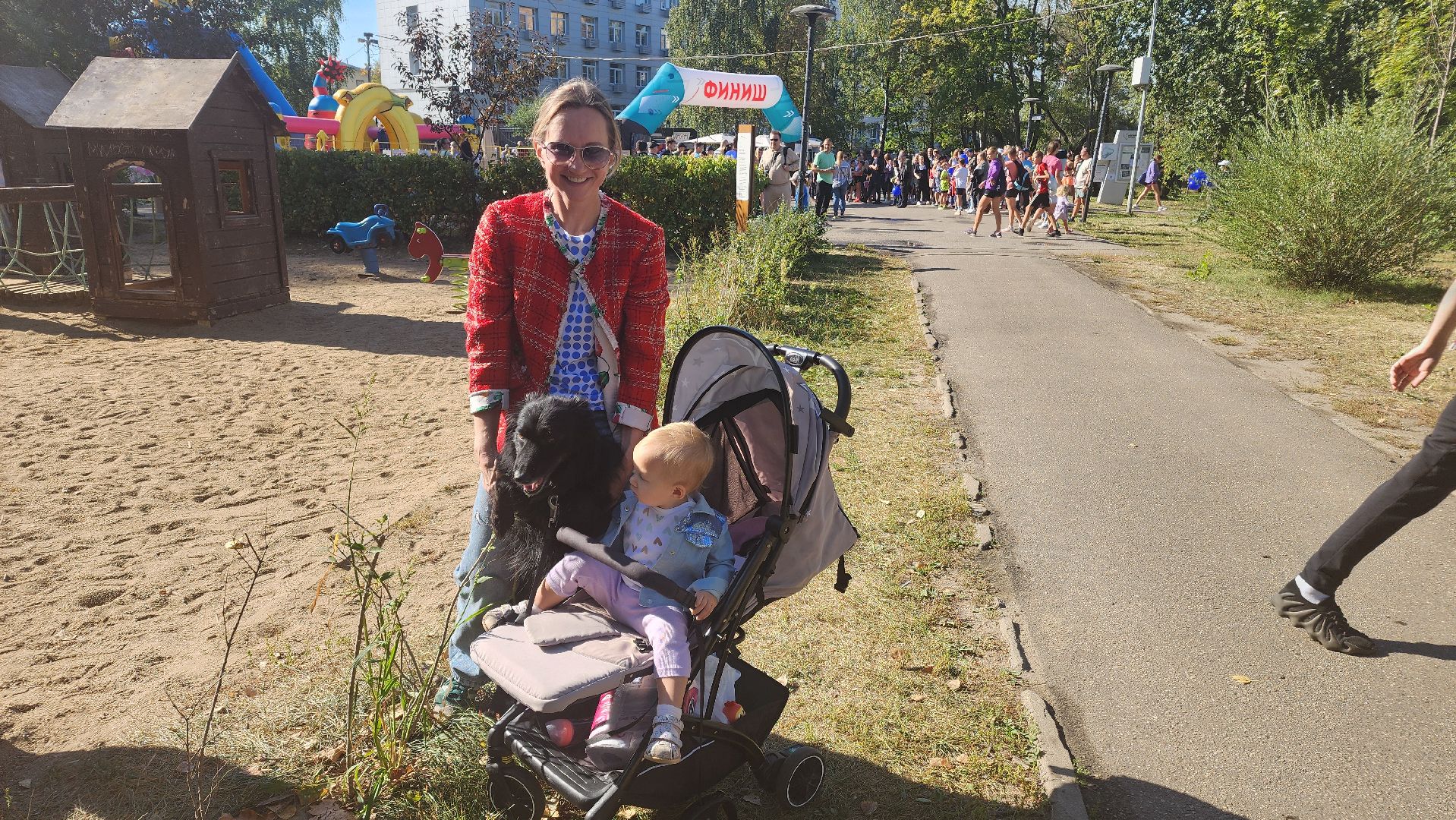 Реутов, спорт, реутов бежит, забег, фабричный пруд, день города, праздник,