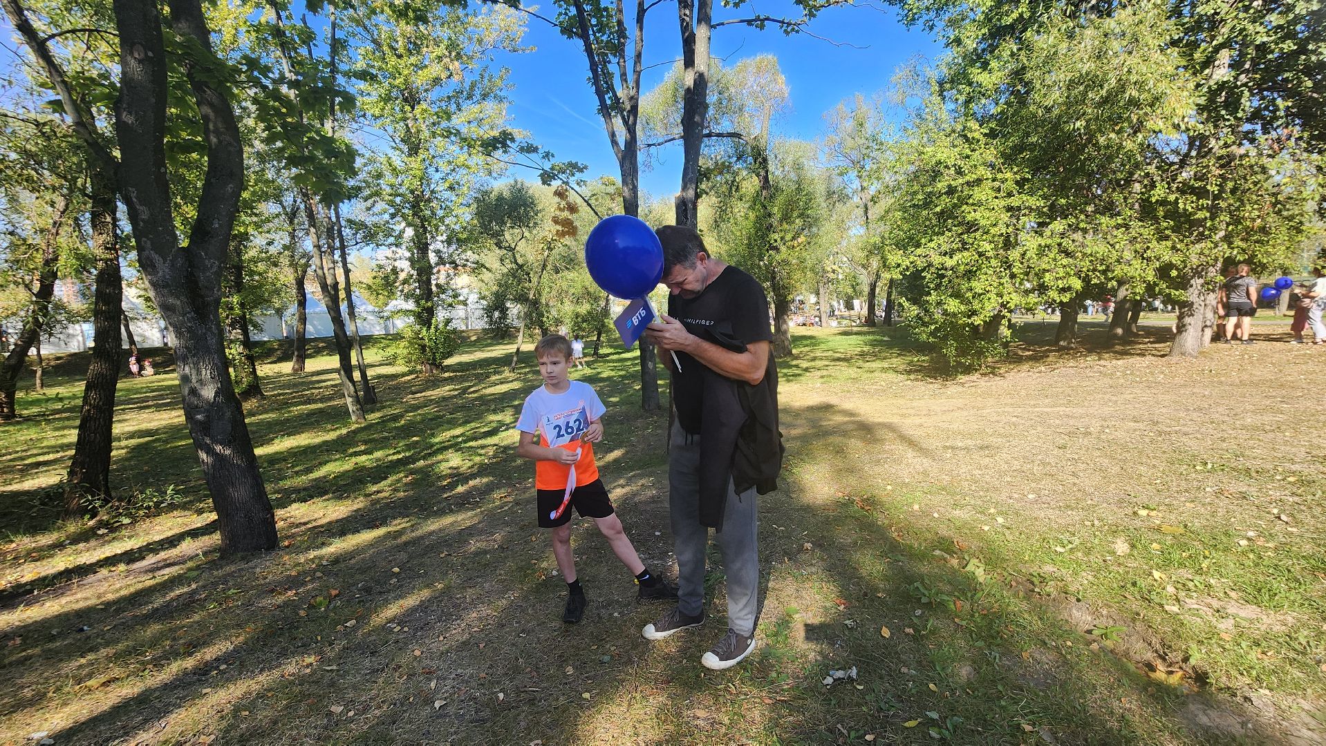 Реутов, спорт, реутов бежит, забег, фабричный пруд, день города, праздник,