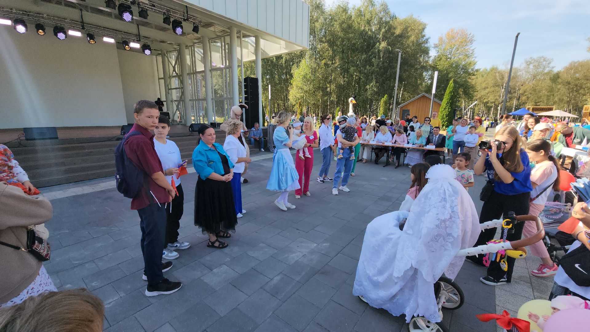 день города, Лобня, Парад колясок,