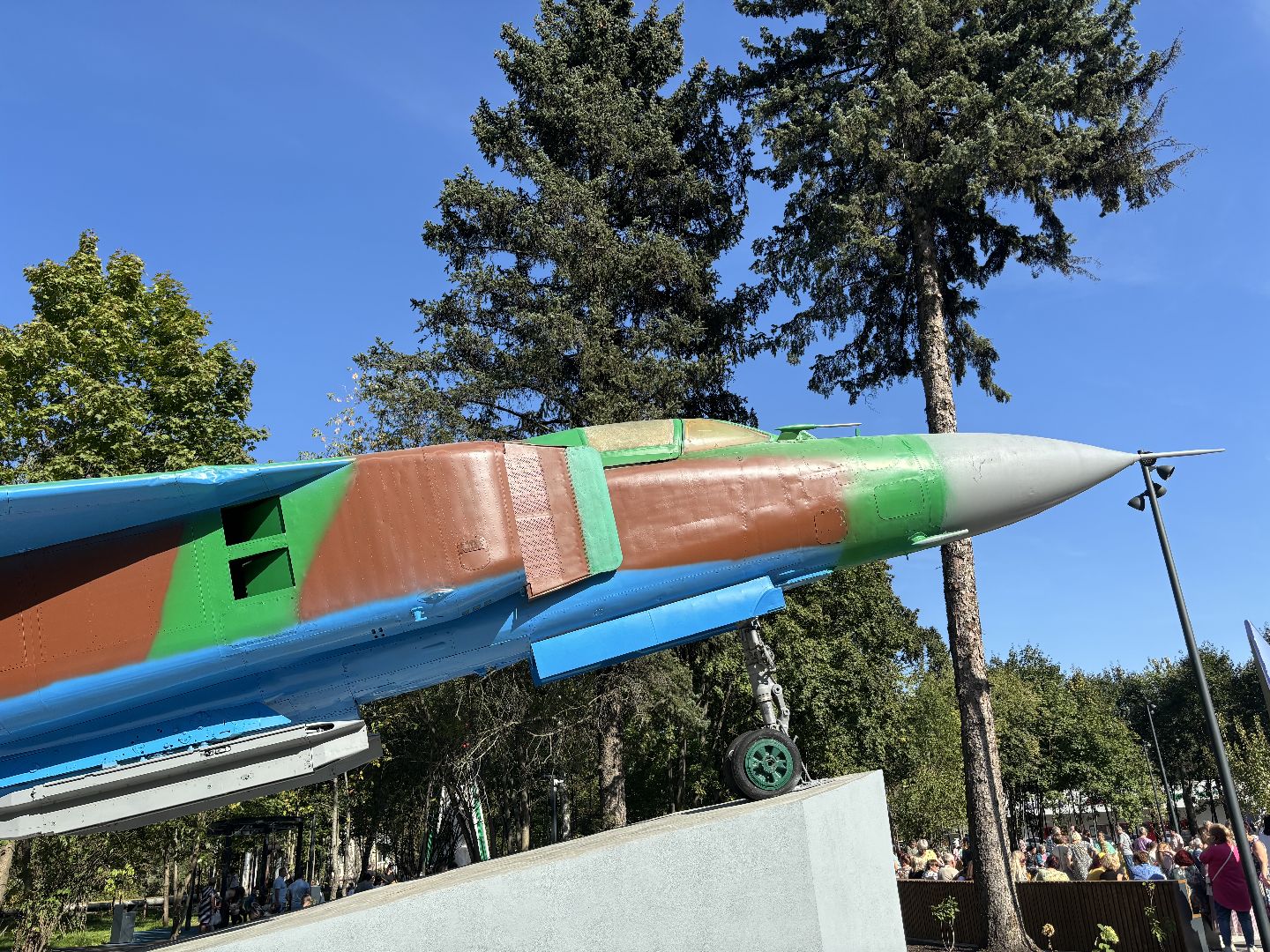 сквер, микрорайон заря, благоустровйство, день города балашиха,