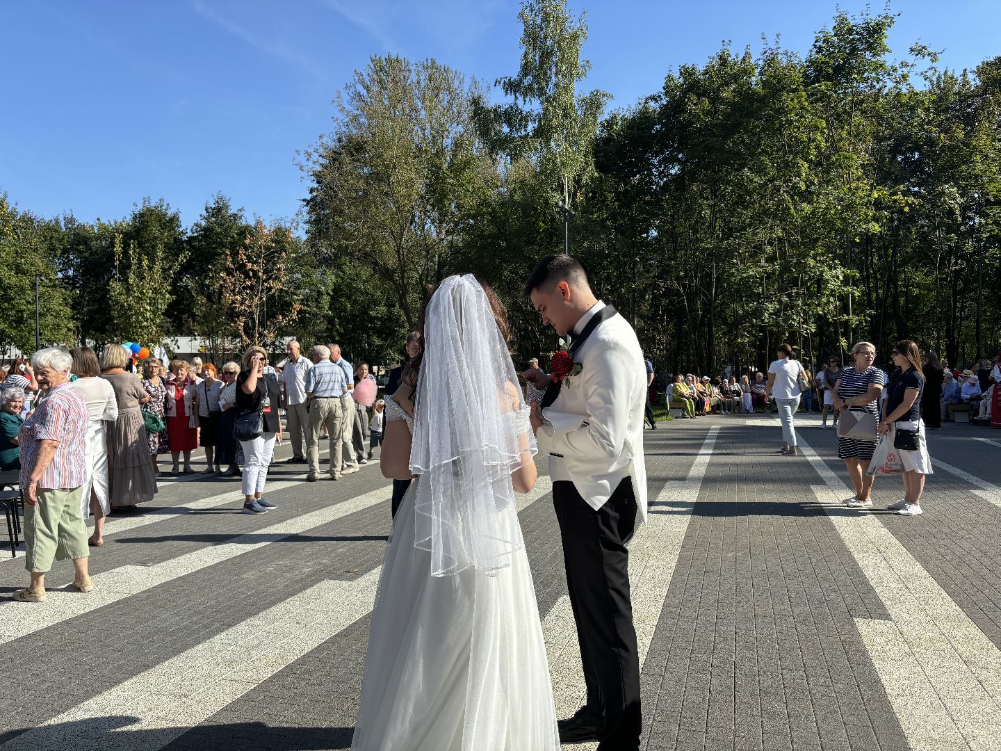 сквер, микрорайон заря, благоустровйство, день города балашиха,