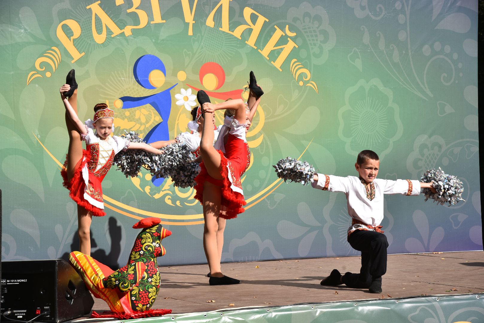 лотошино, лотошинский парк, разгуляй, парки подмосковья, фестиваль народного творчества,