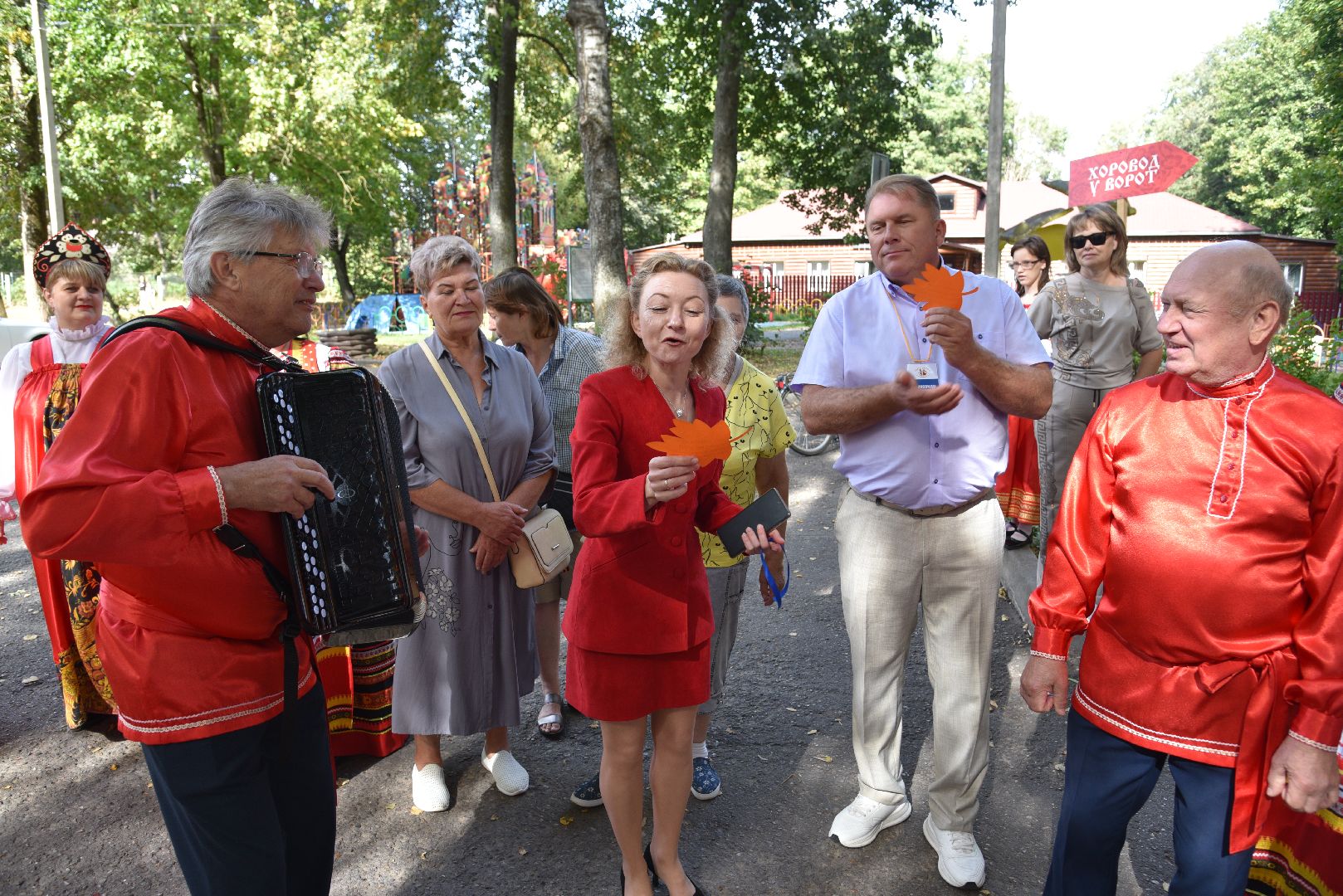 лотошино, лотошинский парк, разгуляй, парки подмосковья, фестиваль народного творчества,