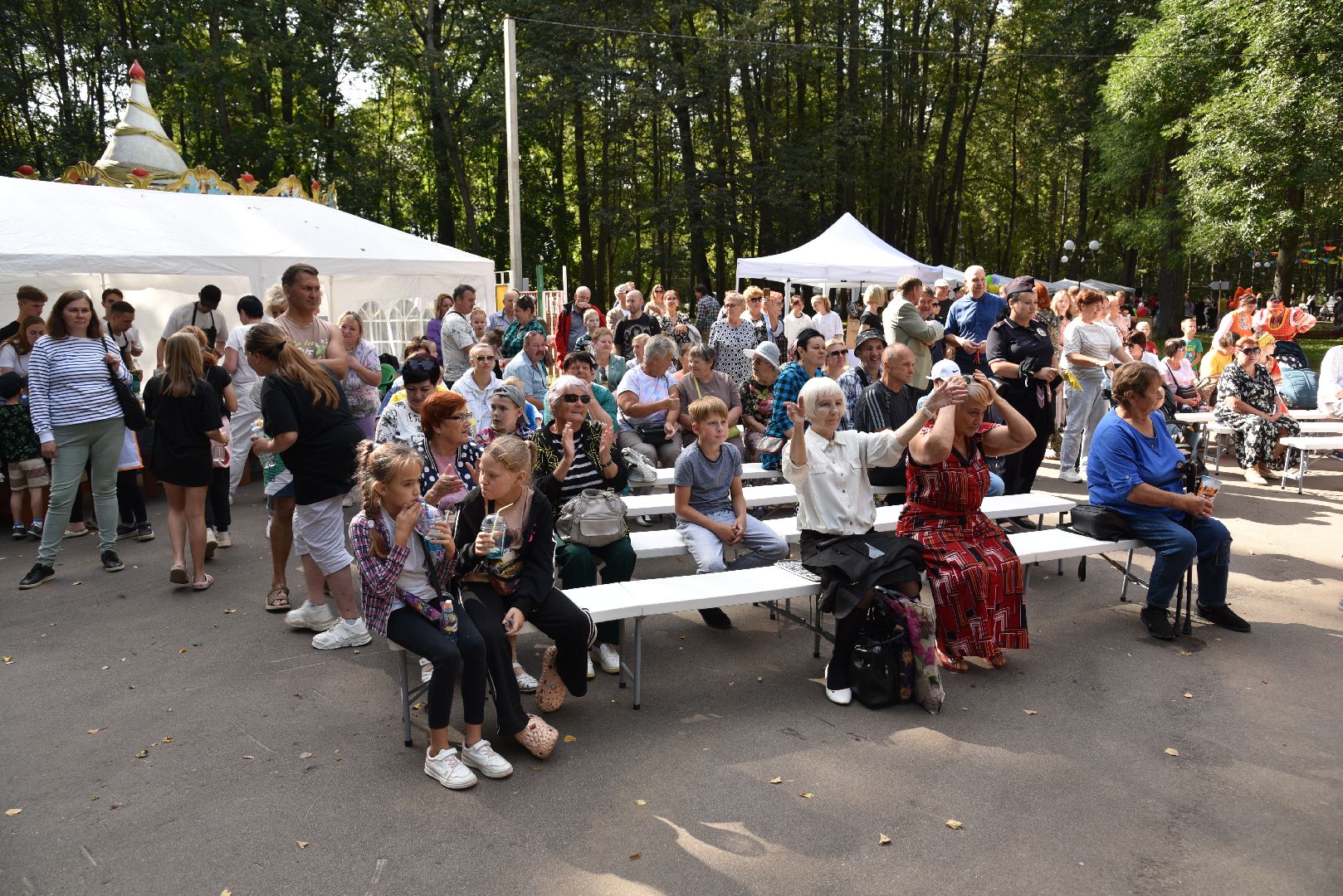 лотошино, лотошинский парк, разгуляй, парки подмосковья, фестиваль народного творчества,