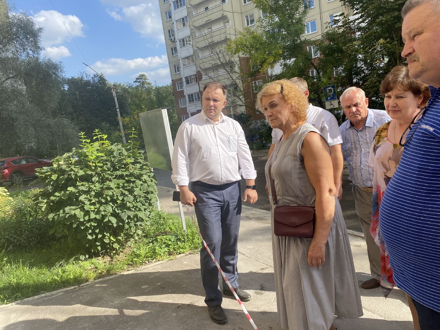 Мой подъезд, ремонт подъездов мкд, заозерный Власиха, замена ступеней, композитные накладки на ступени,