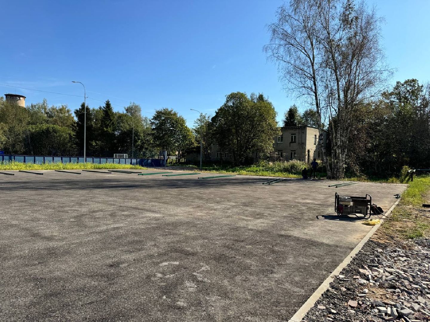 ограждение, городской округ восход, бригада рабочих, футбольное поле,