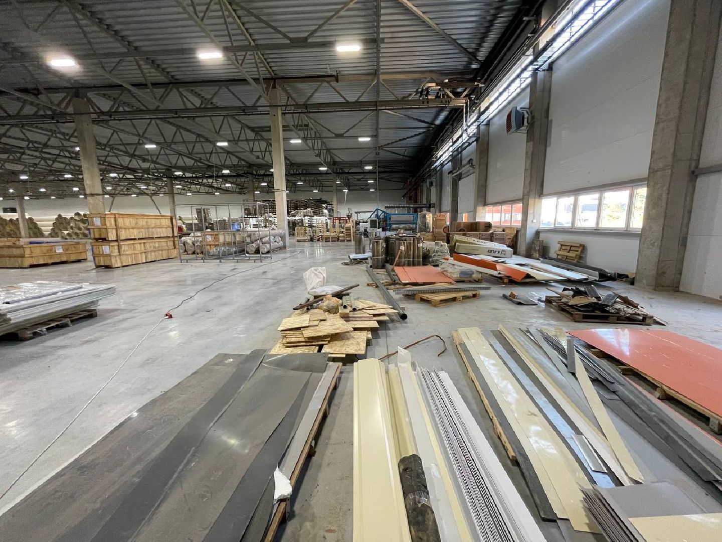 Дмитров, Ткацкая фабрика Роялтафт, Мининвест,