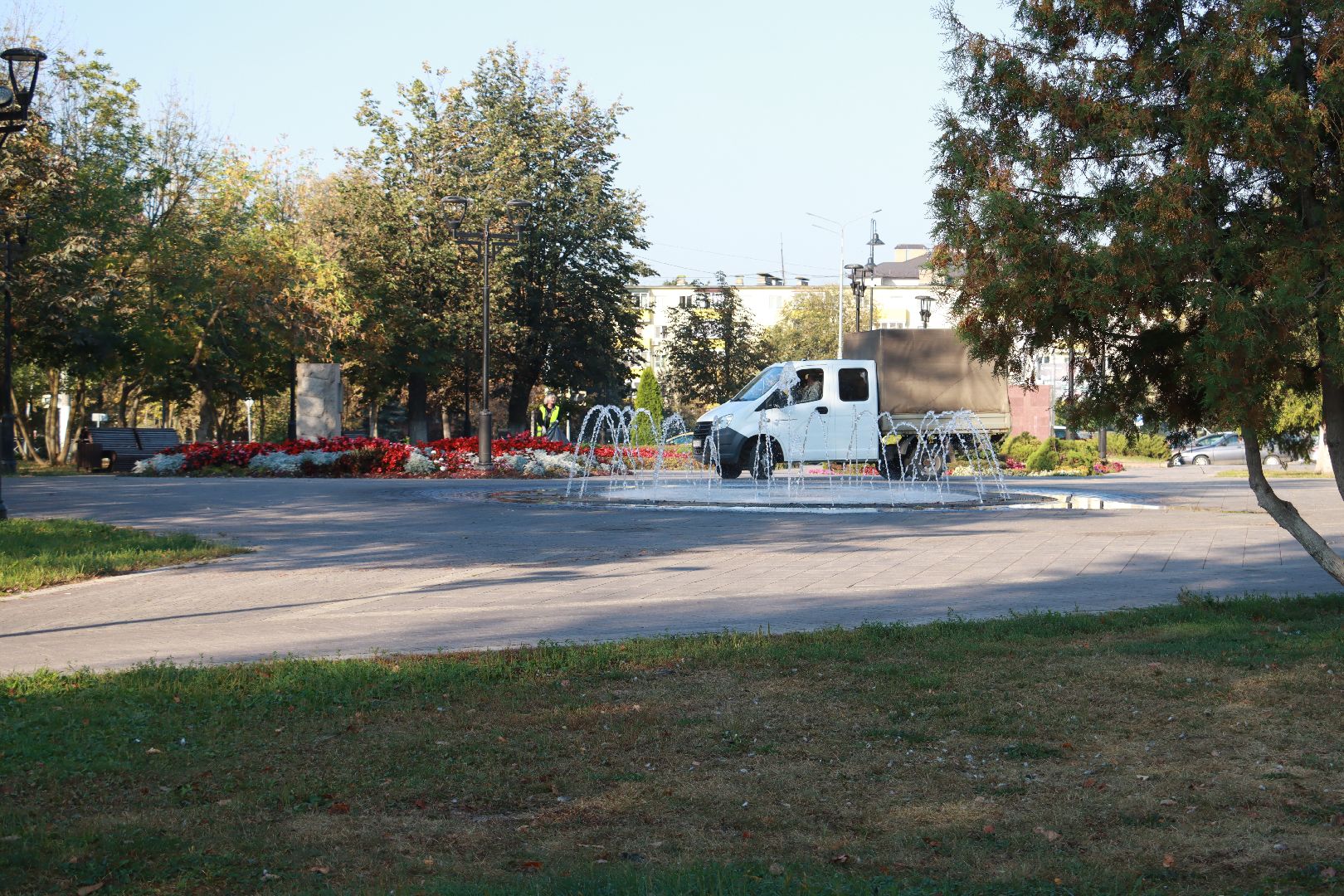 озеленение, цветочные клумбы, скверы,