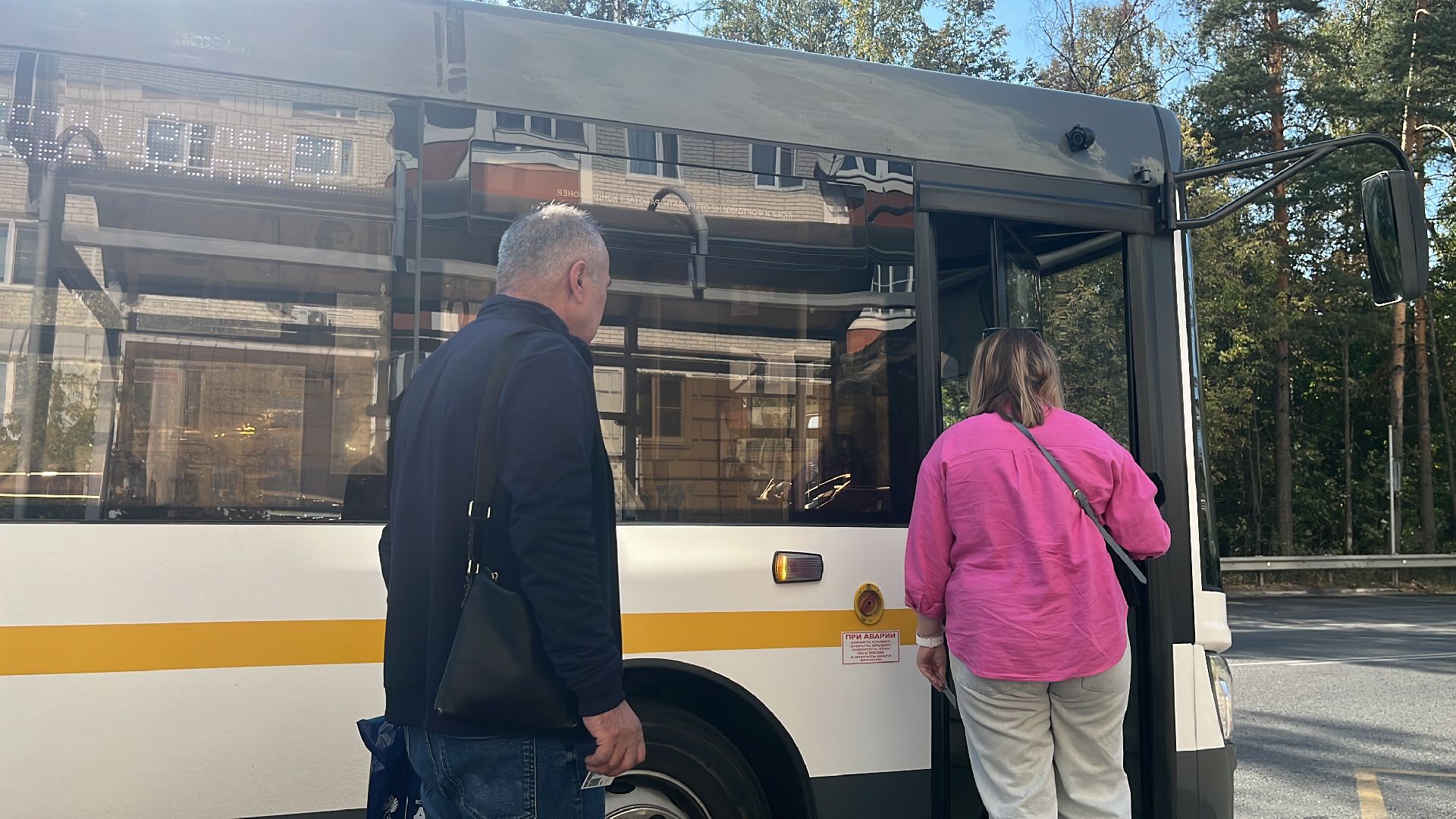 автобус, автобусный парк, автобусный маршрут,