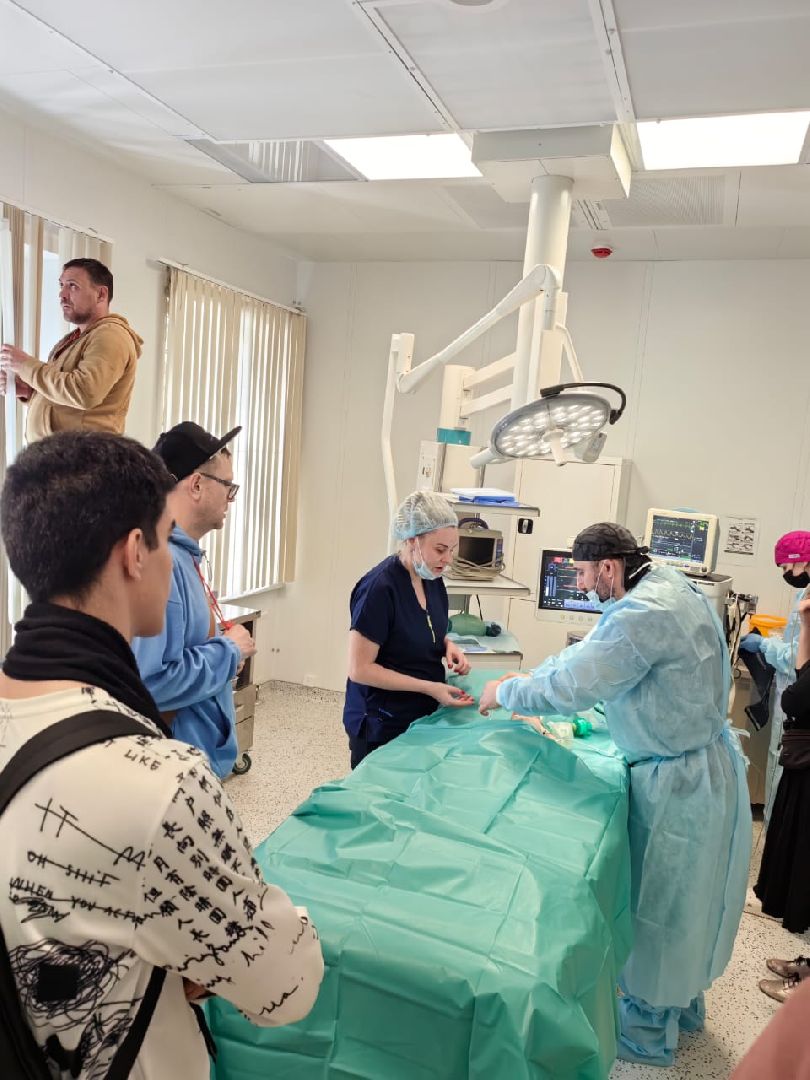 съемки сериала, врачи,