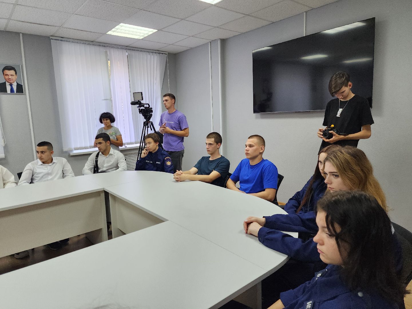 общество, жители, ногинск, школьники, молодежный центр, боец сво, диалоги с героями,