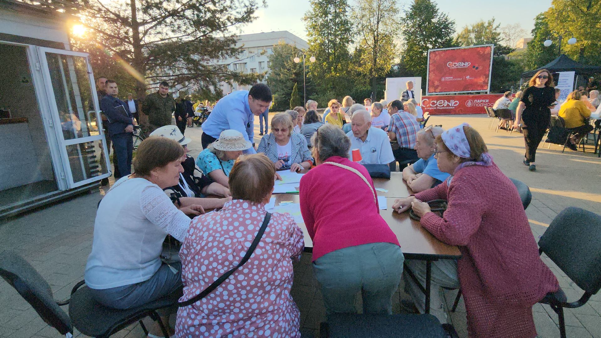 люберцы, глава городского округа люберцы владимир волков, выездная администрация, благоустройство, жители,