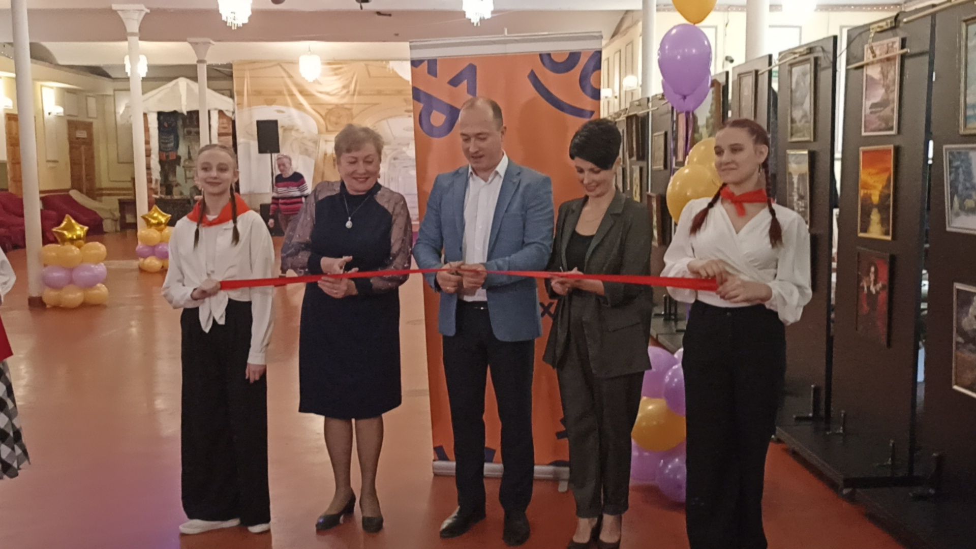 Серпухов, Подмосковье, волонтерство, доброцентр, помощь