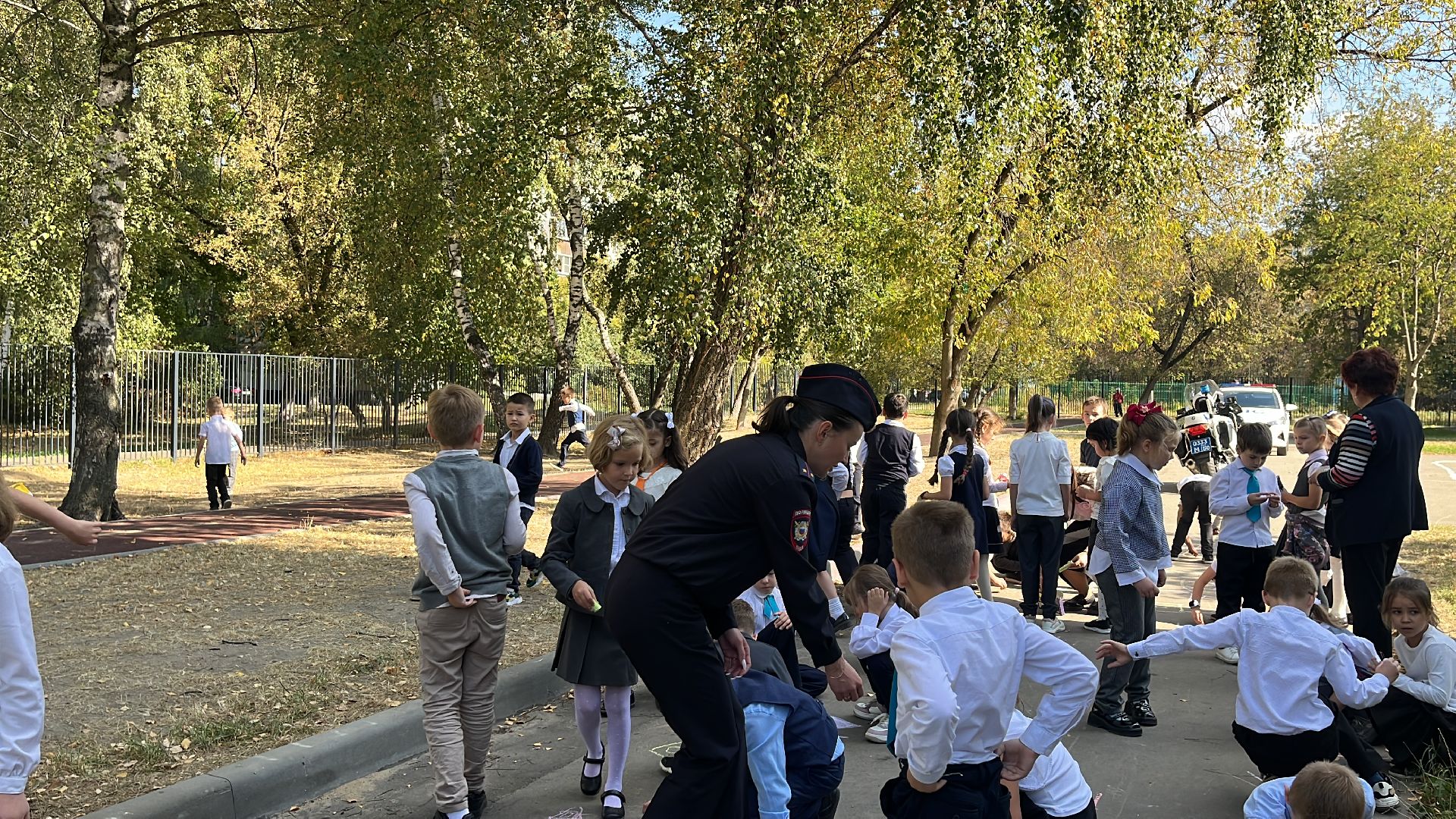 гибдд, госавтоинспекторы, госавтоинспекция, дети, школа, школьники, день безопасности, День безопасности дорожного движения,