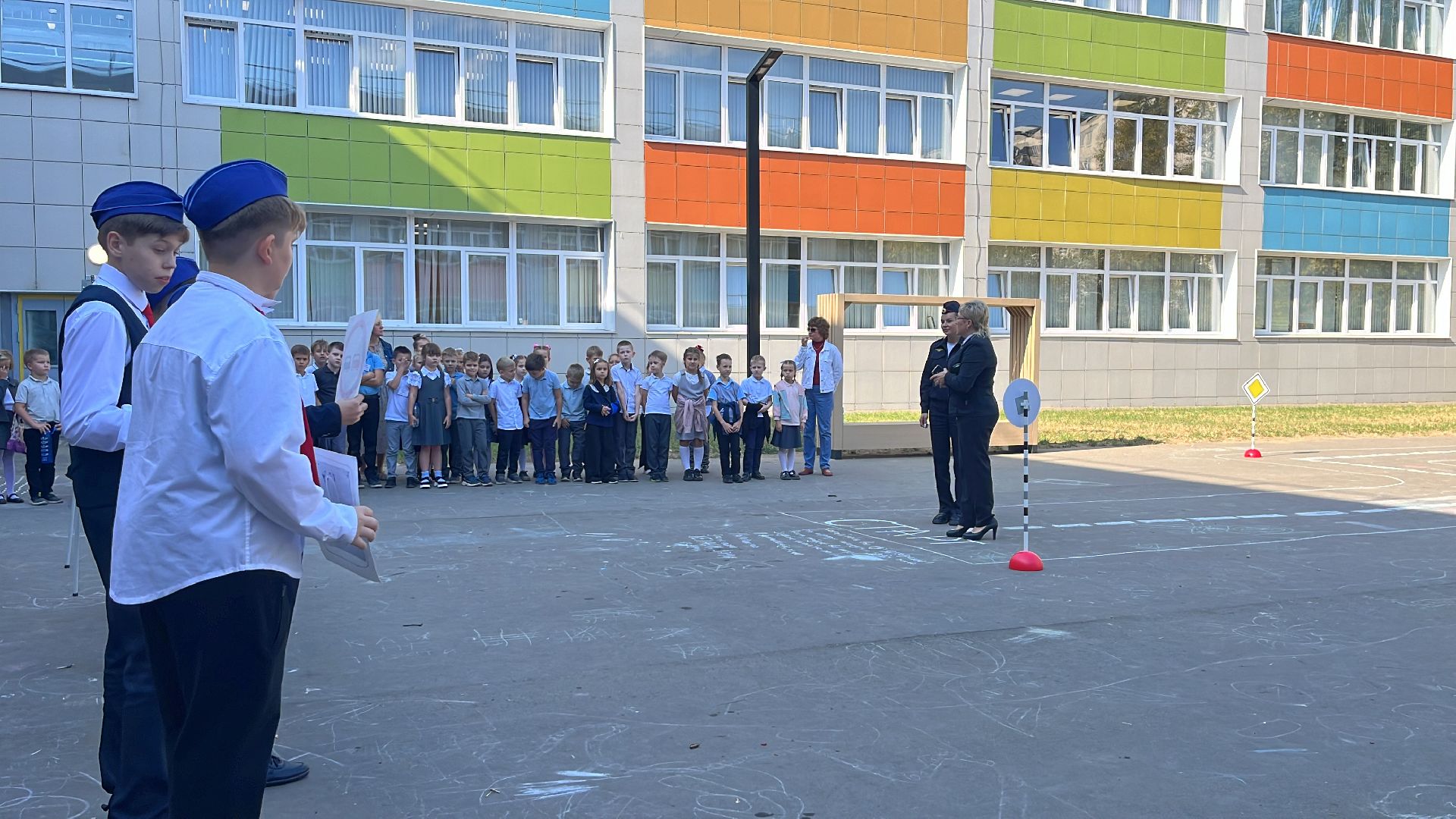 гибдд, госавтоинспекторы, госавтоинспекция, дети, школа, школьники, день безопасности, День безопасности дорожного движения,