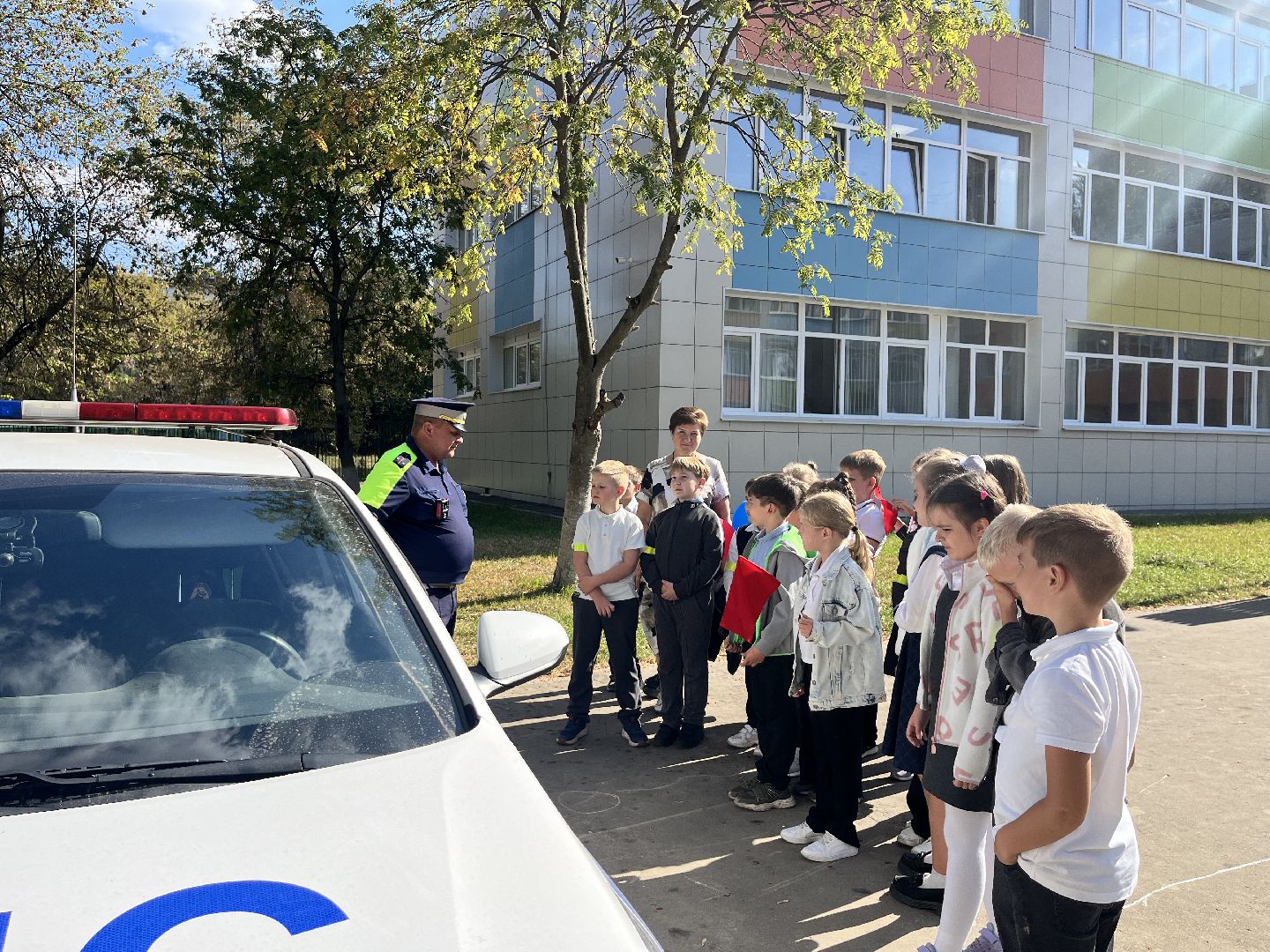 гибдд, госавтоинспекторы, госавтоинспекция, дети, школа, школьники, день безопасности, День безопасности дорожного движения,