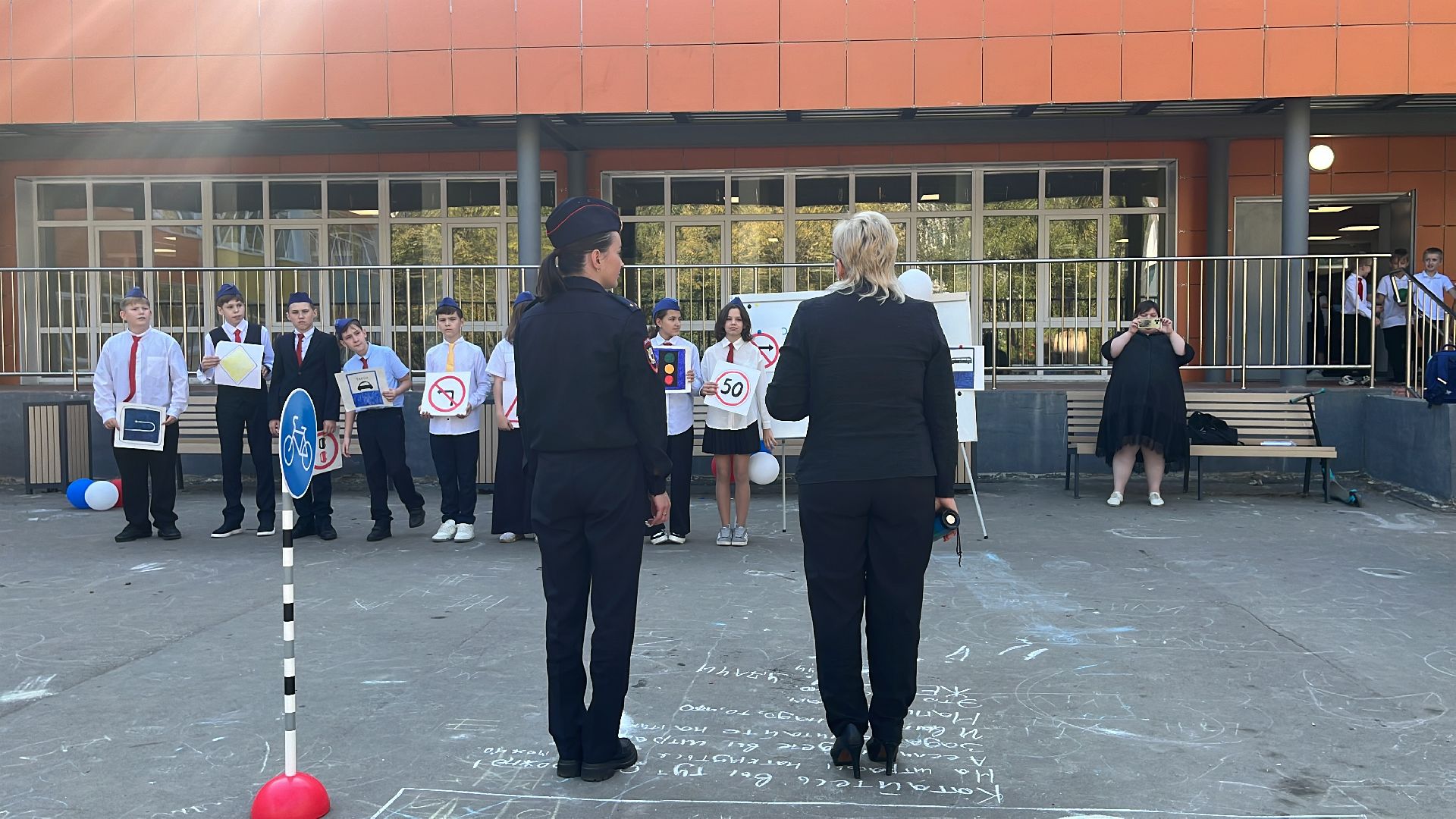 гибдд, госавтоинспекторы, госавтоинспекция, дети, школа, школьники, день безопасности, День безопасности дорожного движения,