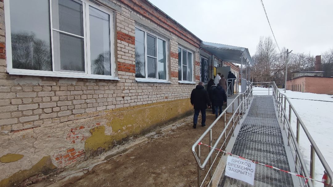 Кашира, общество