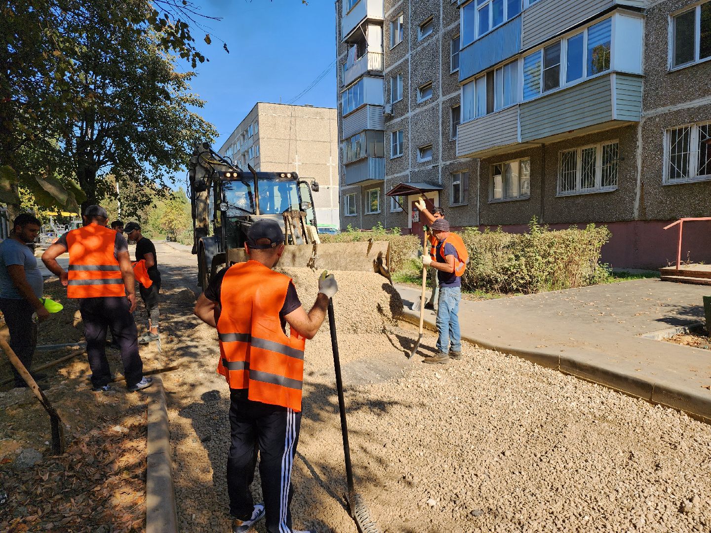 благоустройство, поселок володарского, благоустройство дворовых территорий, володарка улица зеленая, благоустройство в ленинском округе,кбдт в поселке володарского,