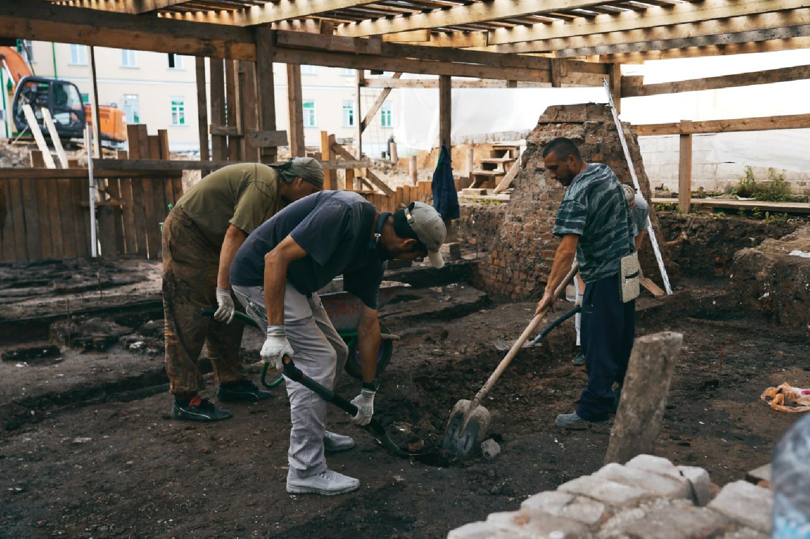 Археологи, Раскопки, Сергиев Посад, Троице-Сергиева лавра, История, Эксклюзив,