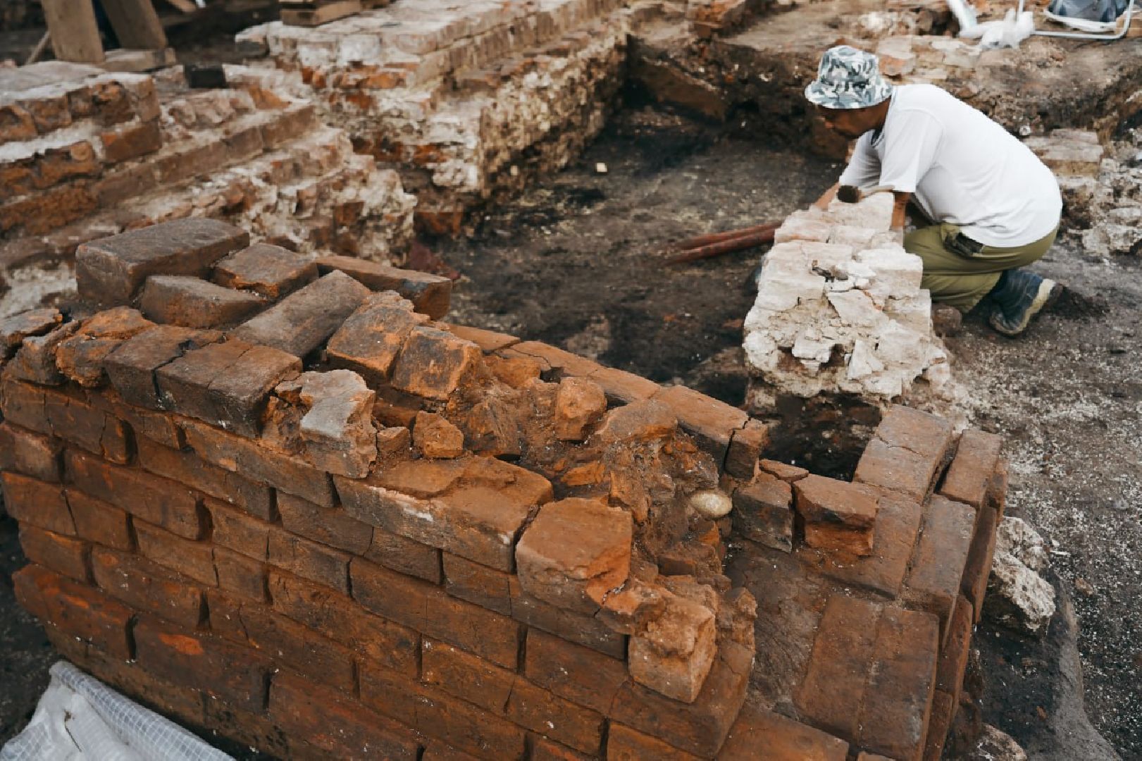 Археологи, Раскопки, Сергиев Посад, Троице-Сергиева лавра, История, Эксклюзив,
